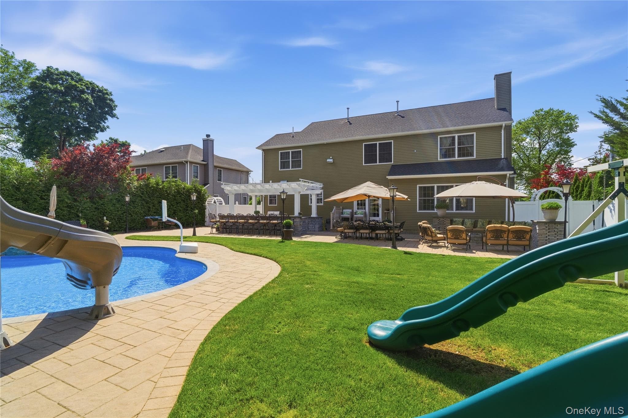 27 Davison Place thumbnail 39