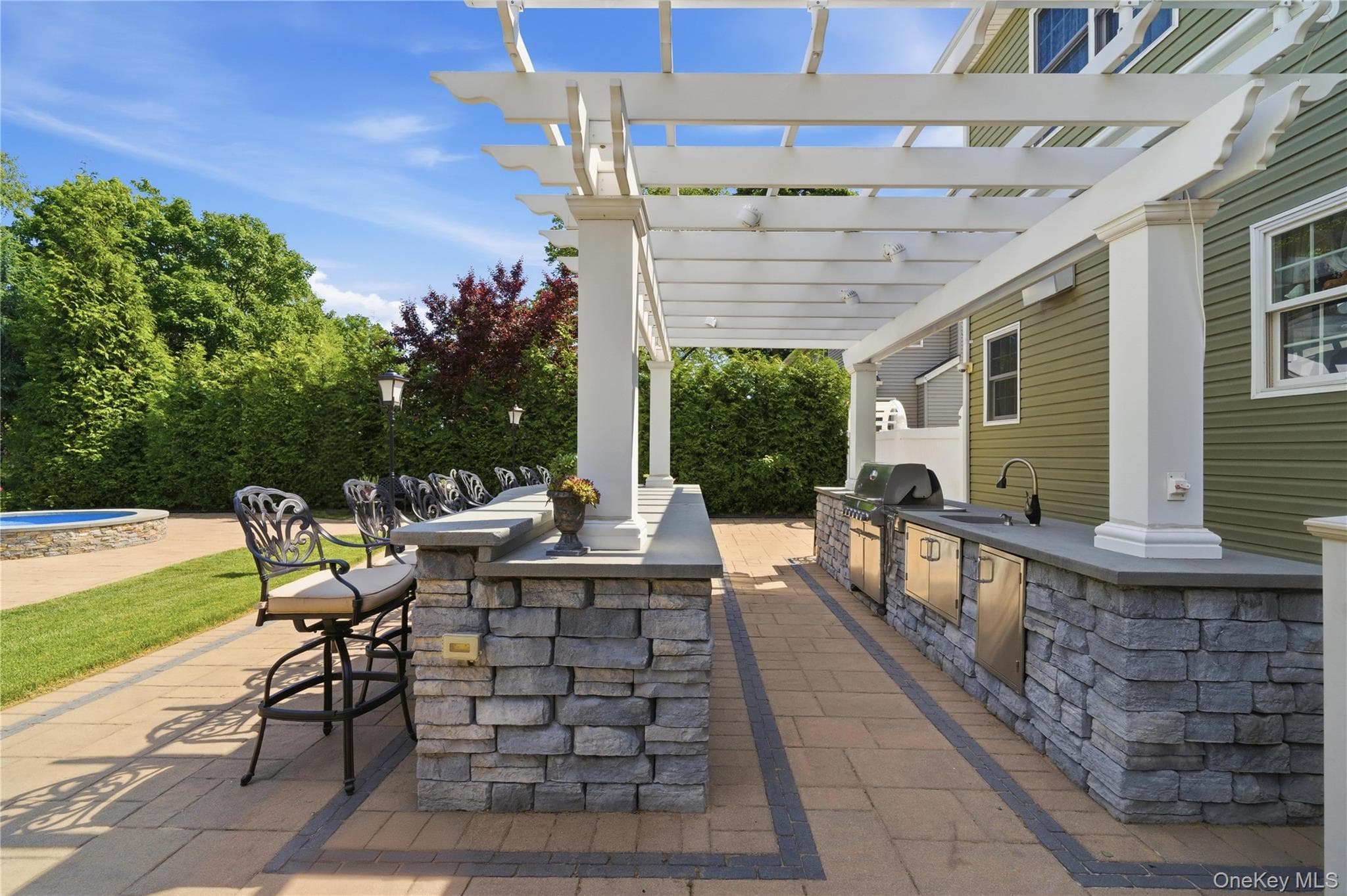 27 Davison Place thumbnail 36
