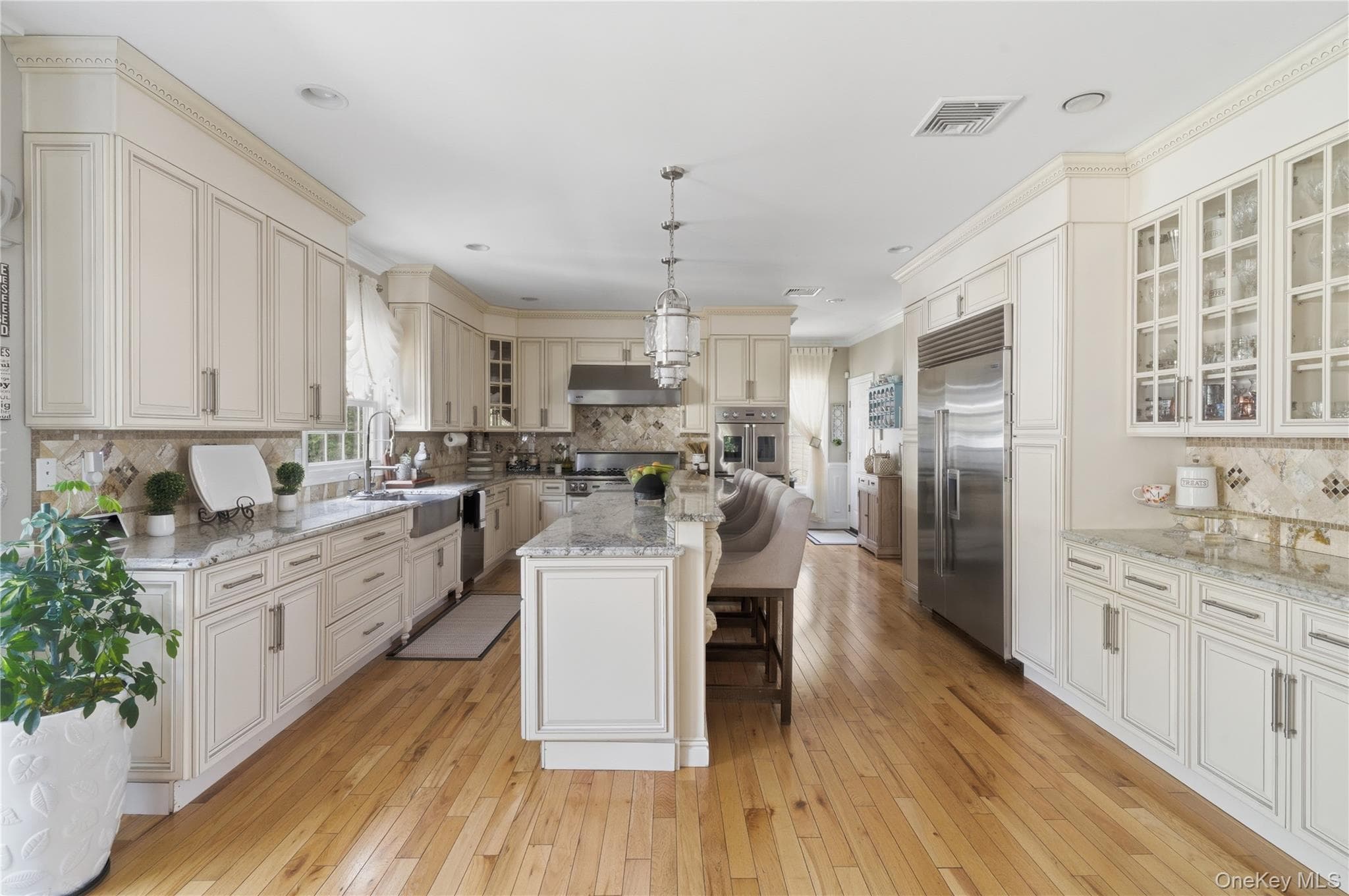 27 Davison Place thumbnail 17