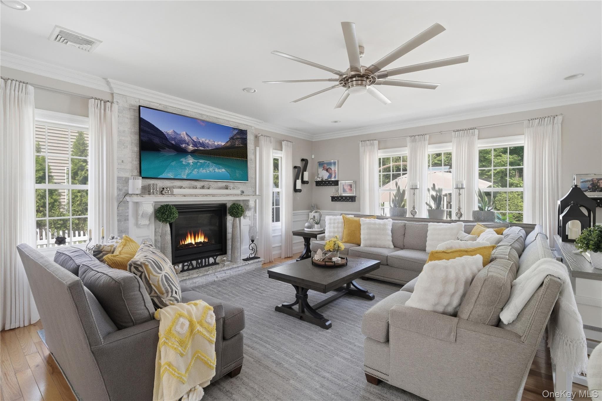 27 Davison Place thumbnail 13