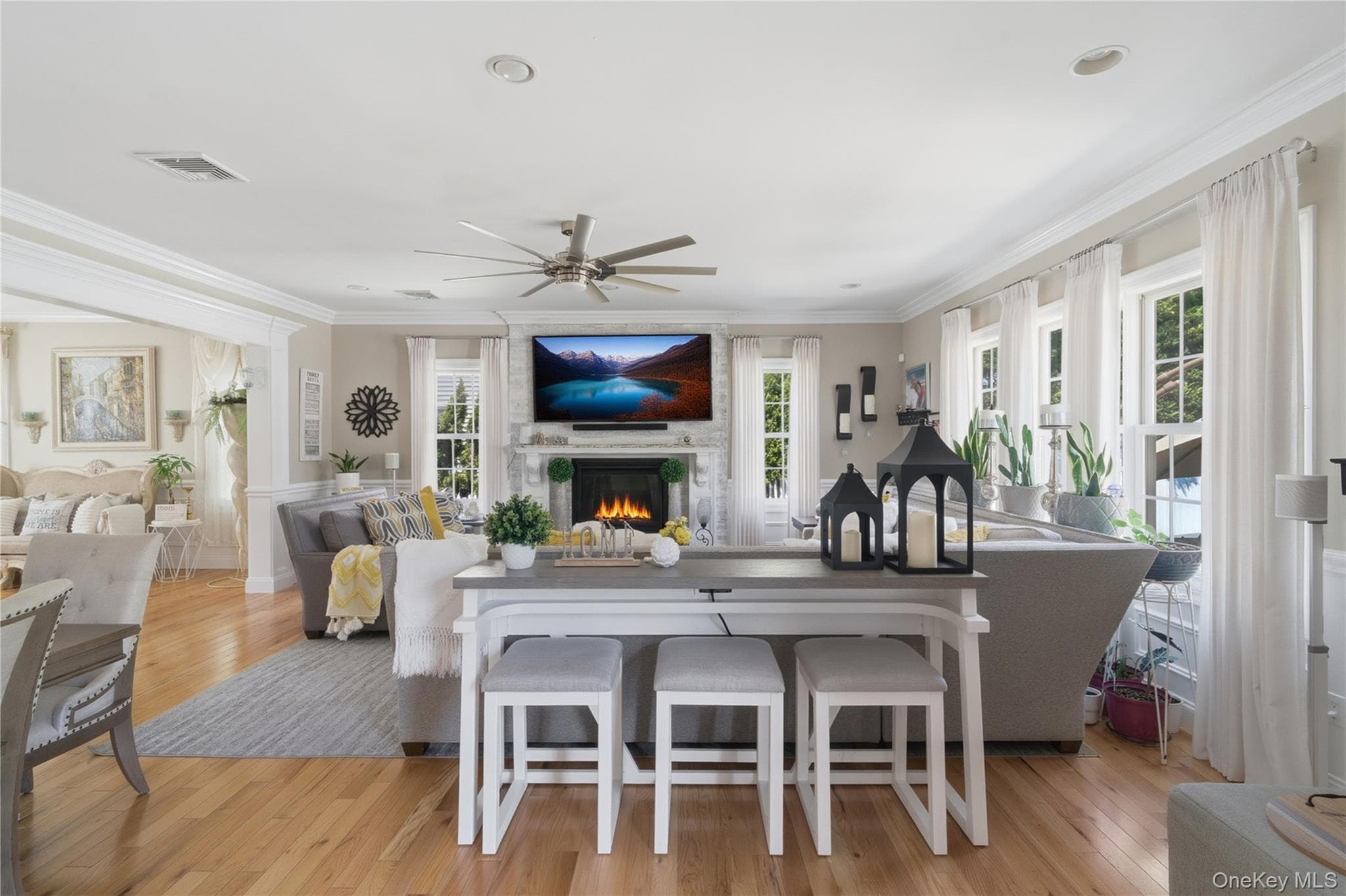 27 Davison Place thumbnail 12