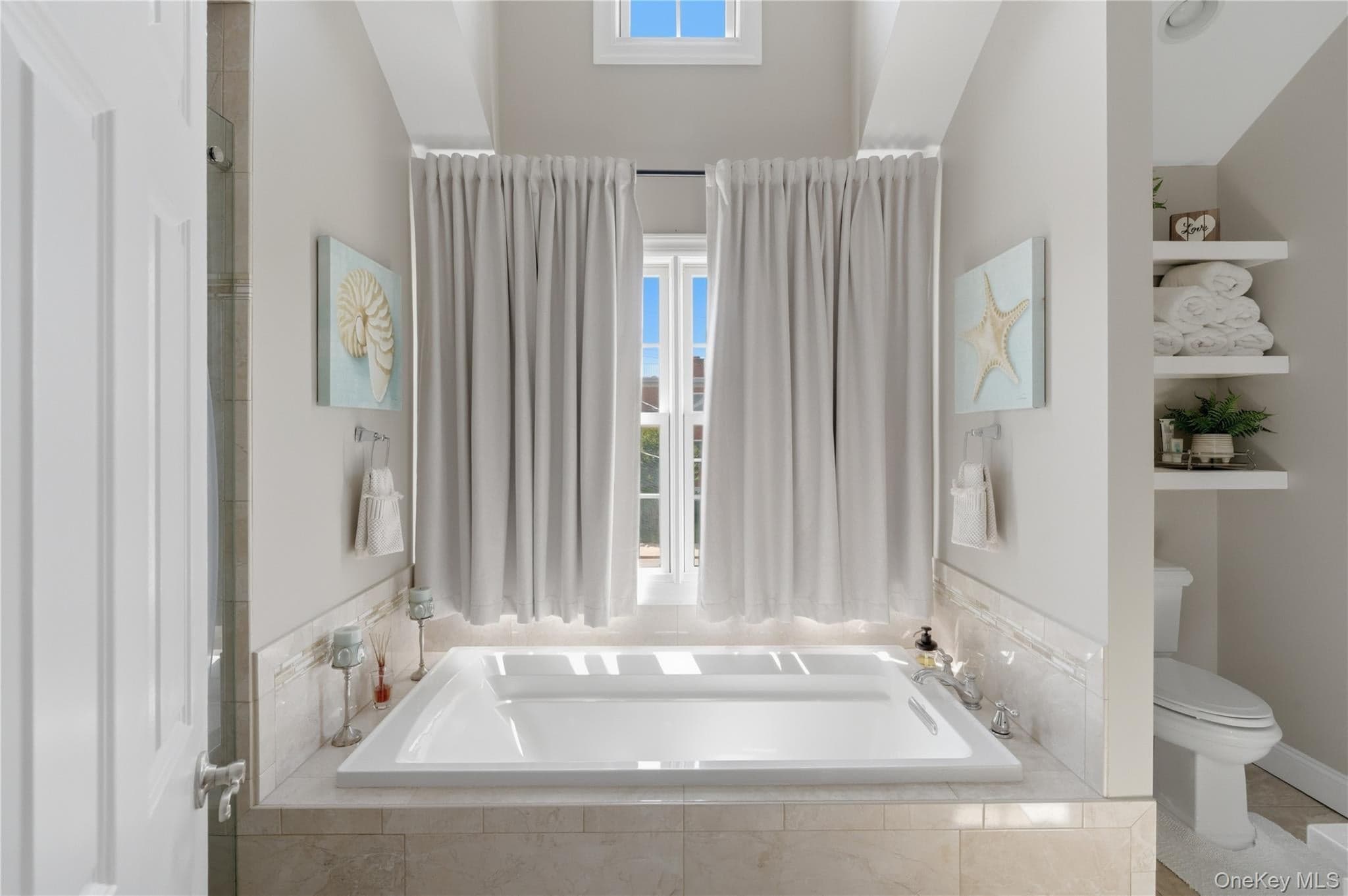 27 Davison Place thumbnail 26