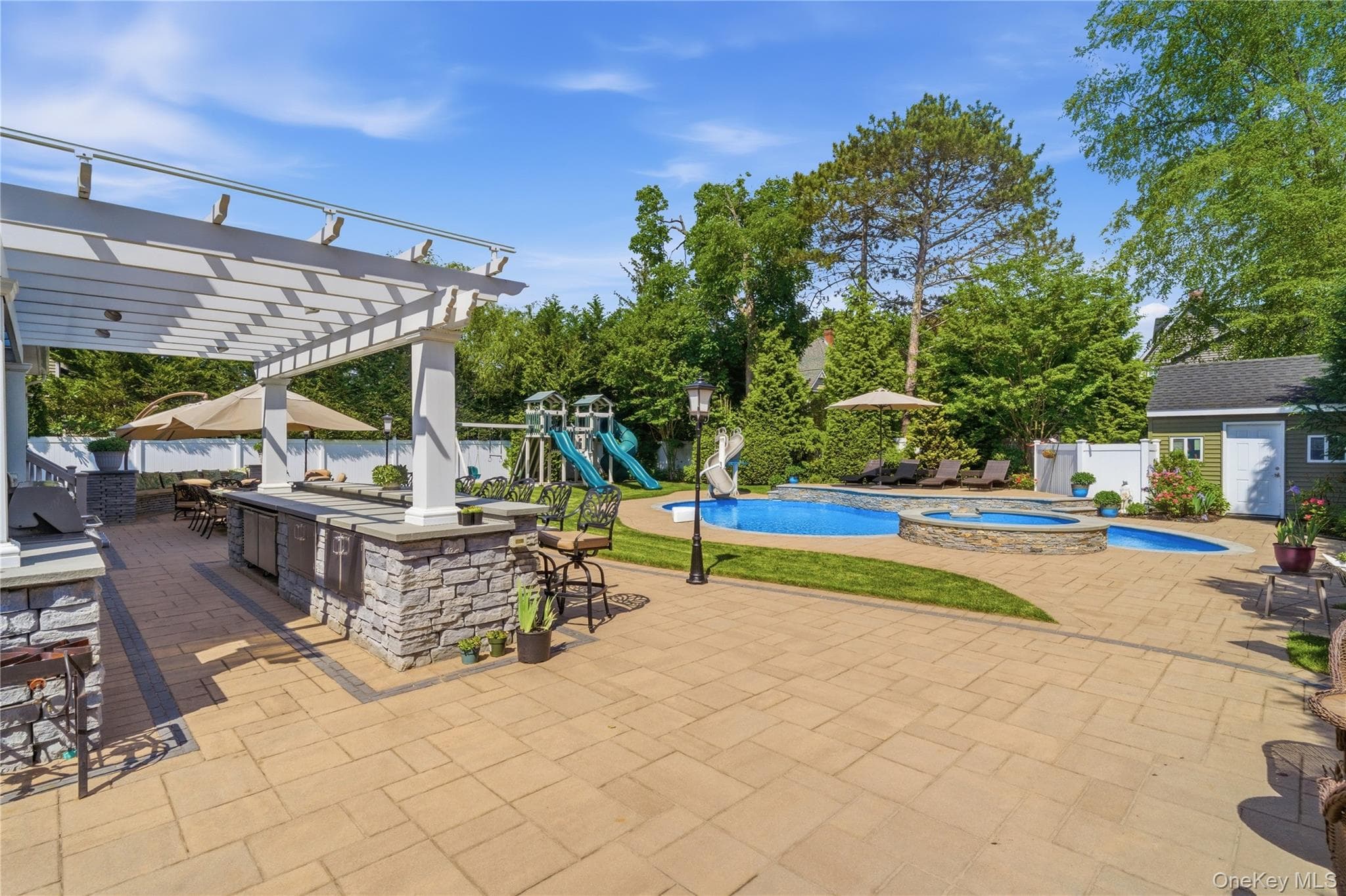 27 Davison Place thumbnail 37