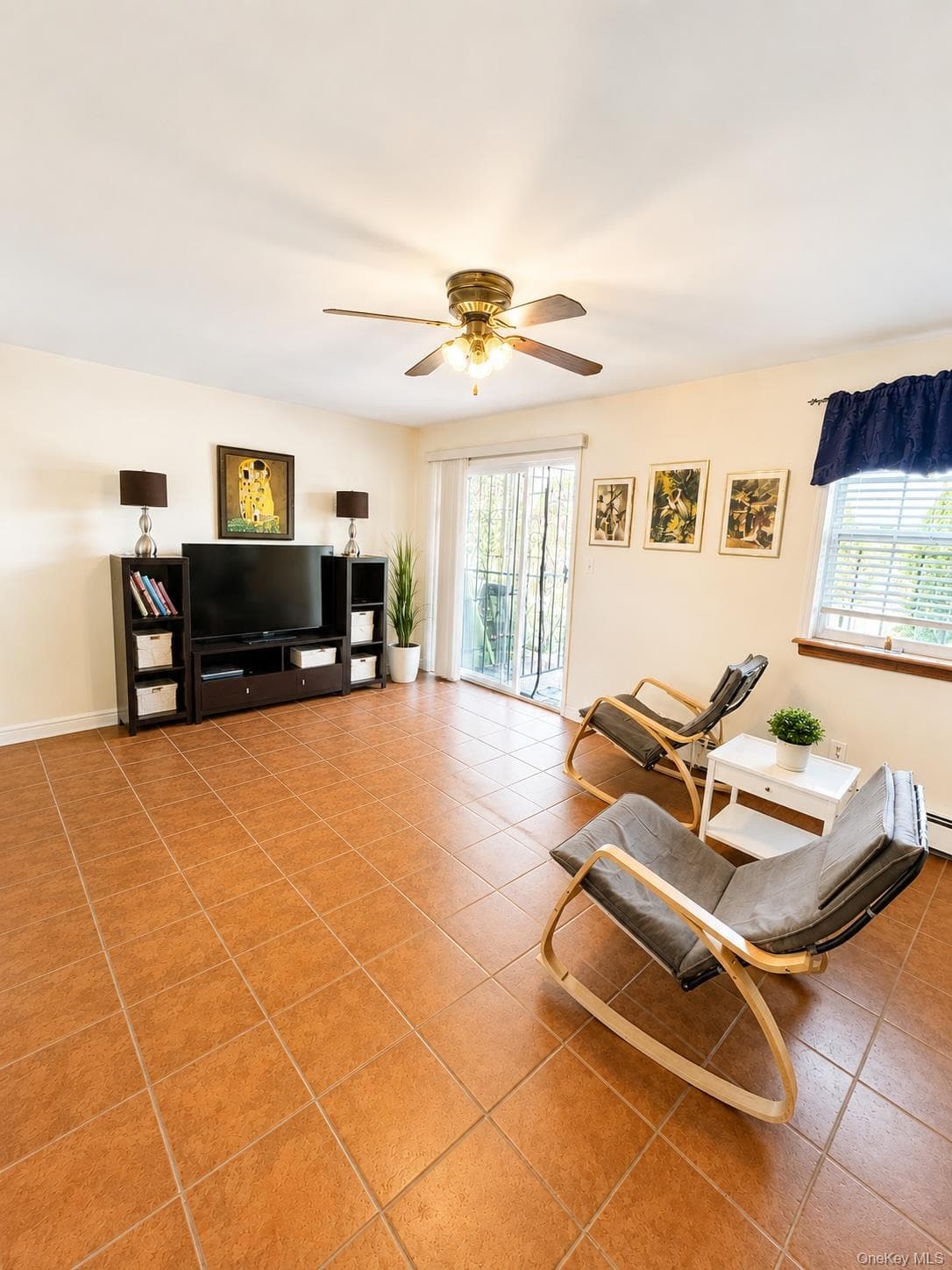 9508 Shore Front Parkway thumbnail 21