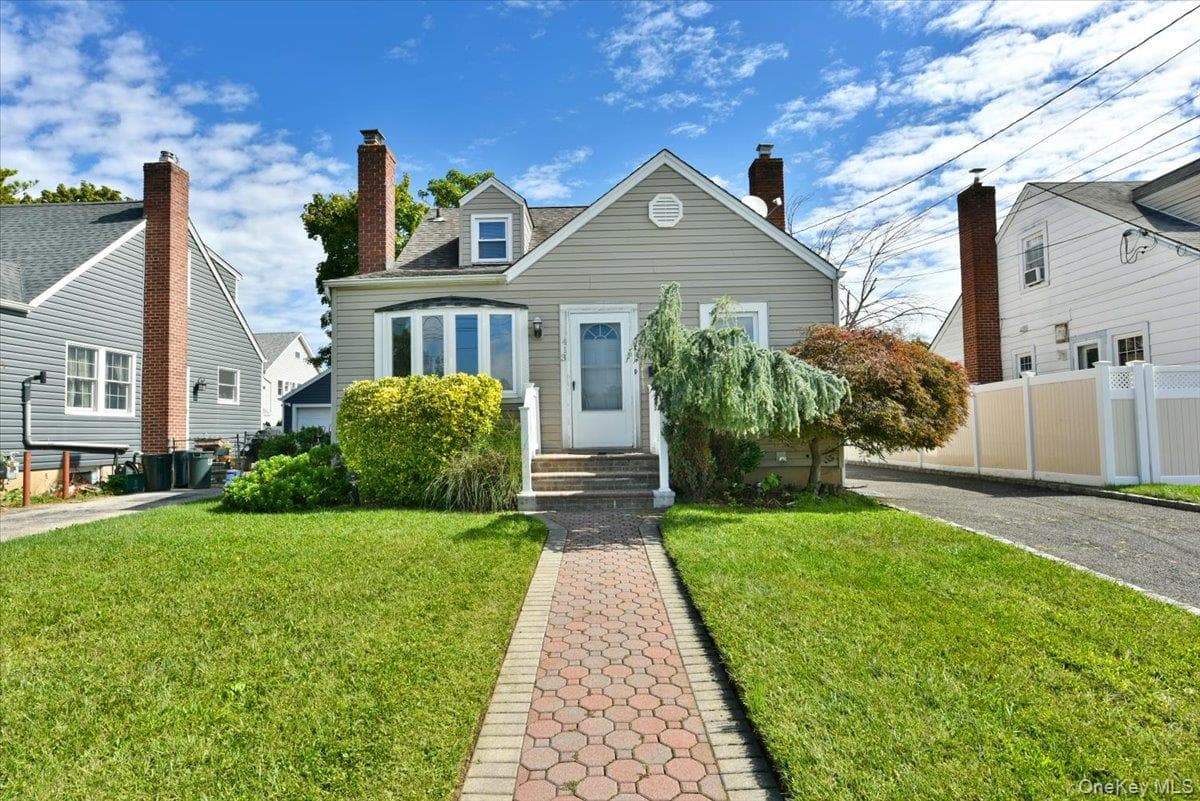 413 Stewart Avenue thumbnail 2