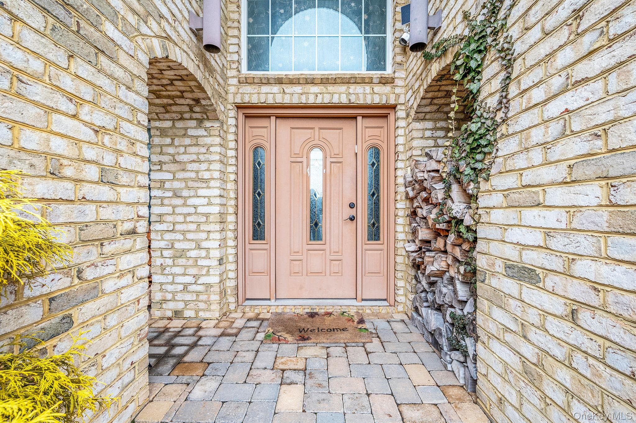 120 Waldo Street thumbnail 4
