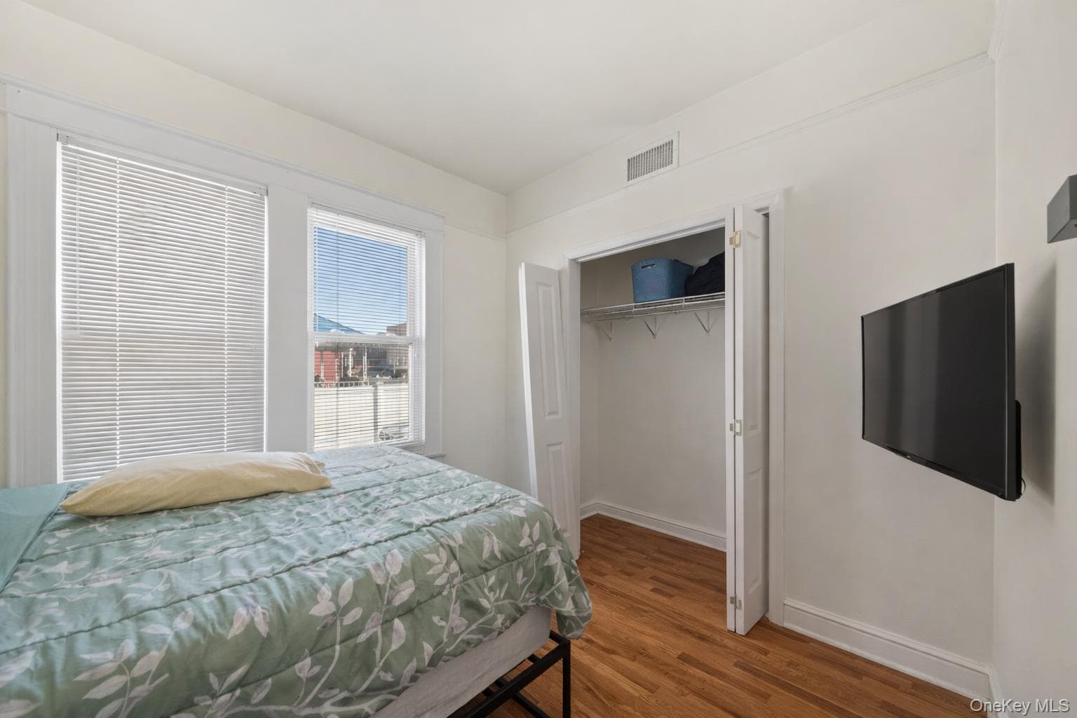 2710 Lurting Avenue thumbnail 15