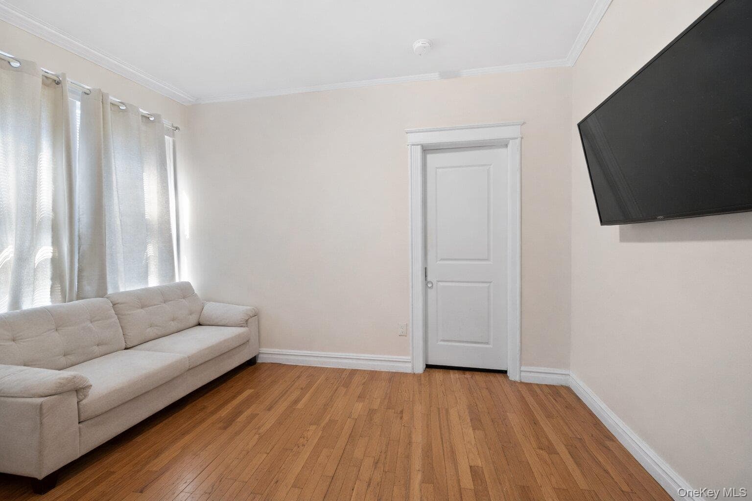 2710 Lurting Avenue thumbnail 25