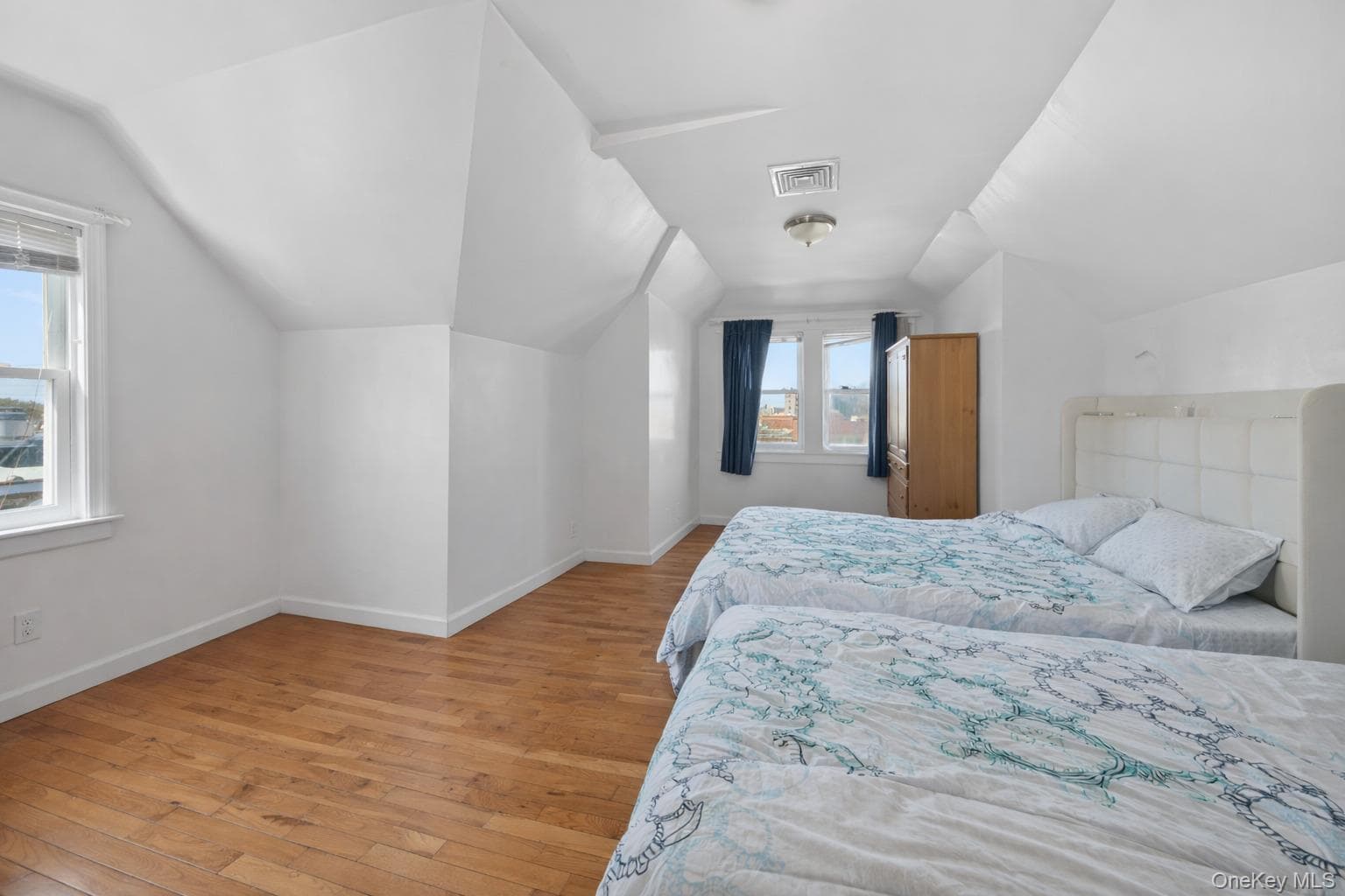 2710 Lurting Avenue thumbnail 22