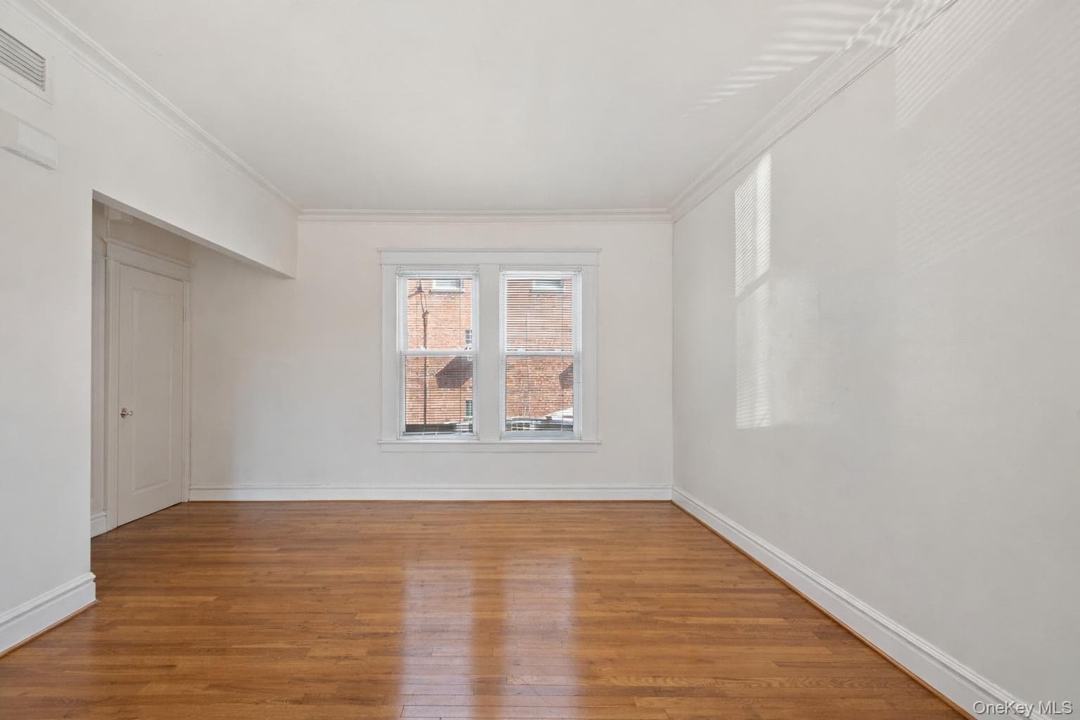 2710 Lurting Avenue thumbnail 13
