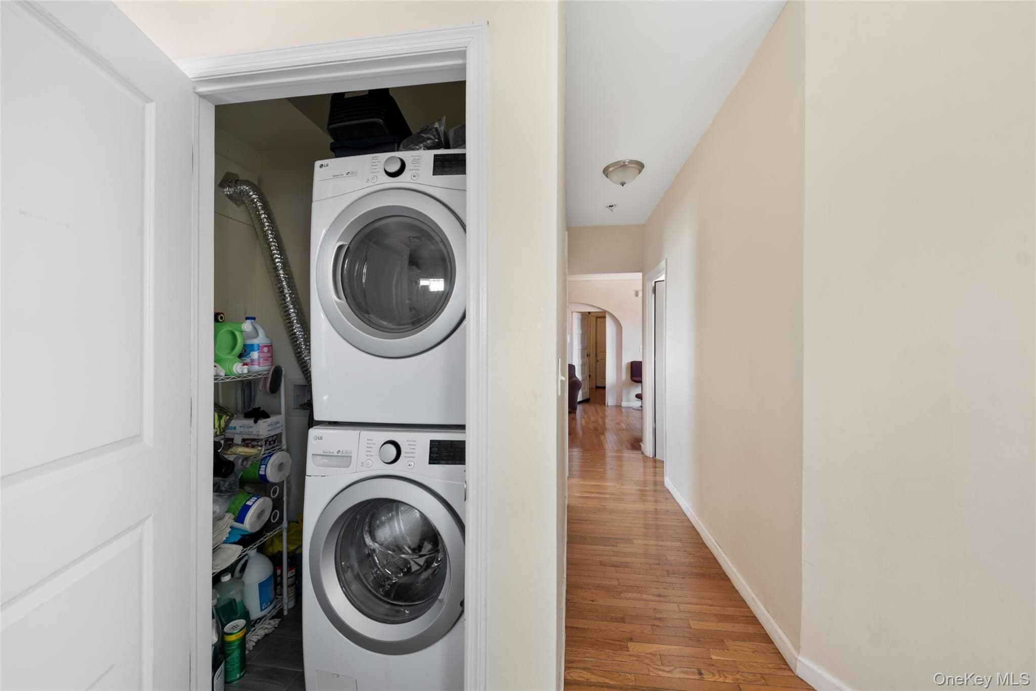 2710 Lurting Avenue thumbnail 32