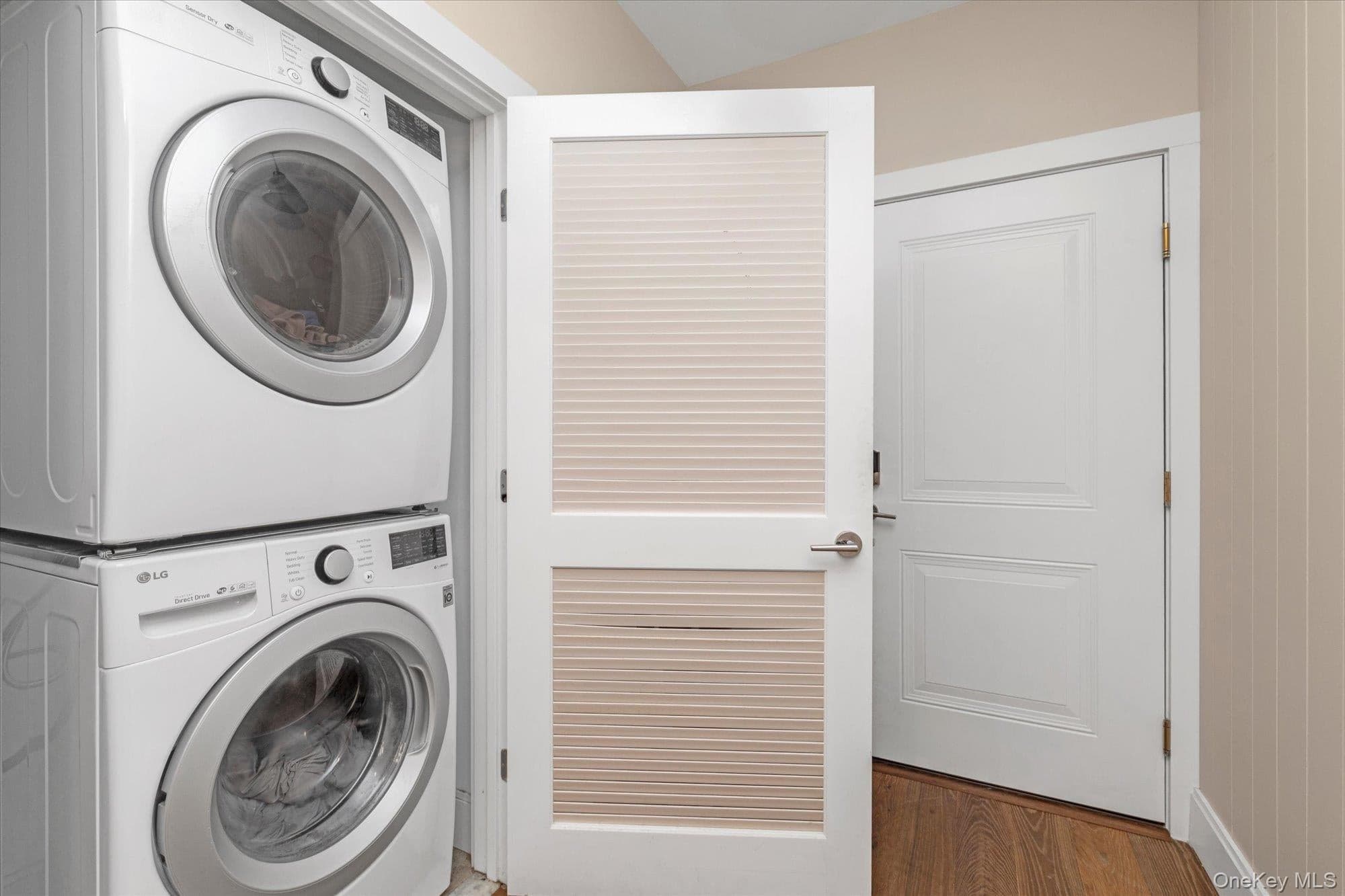 214 Marina Pointe Drive Unit: 214 thumbnail 14