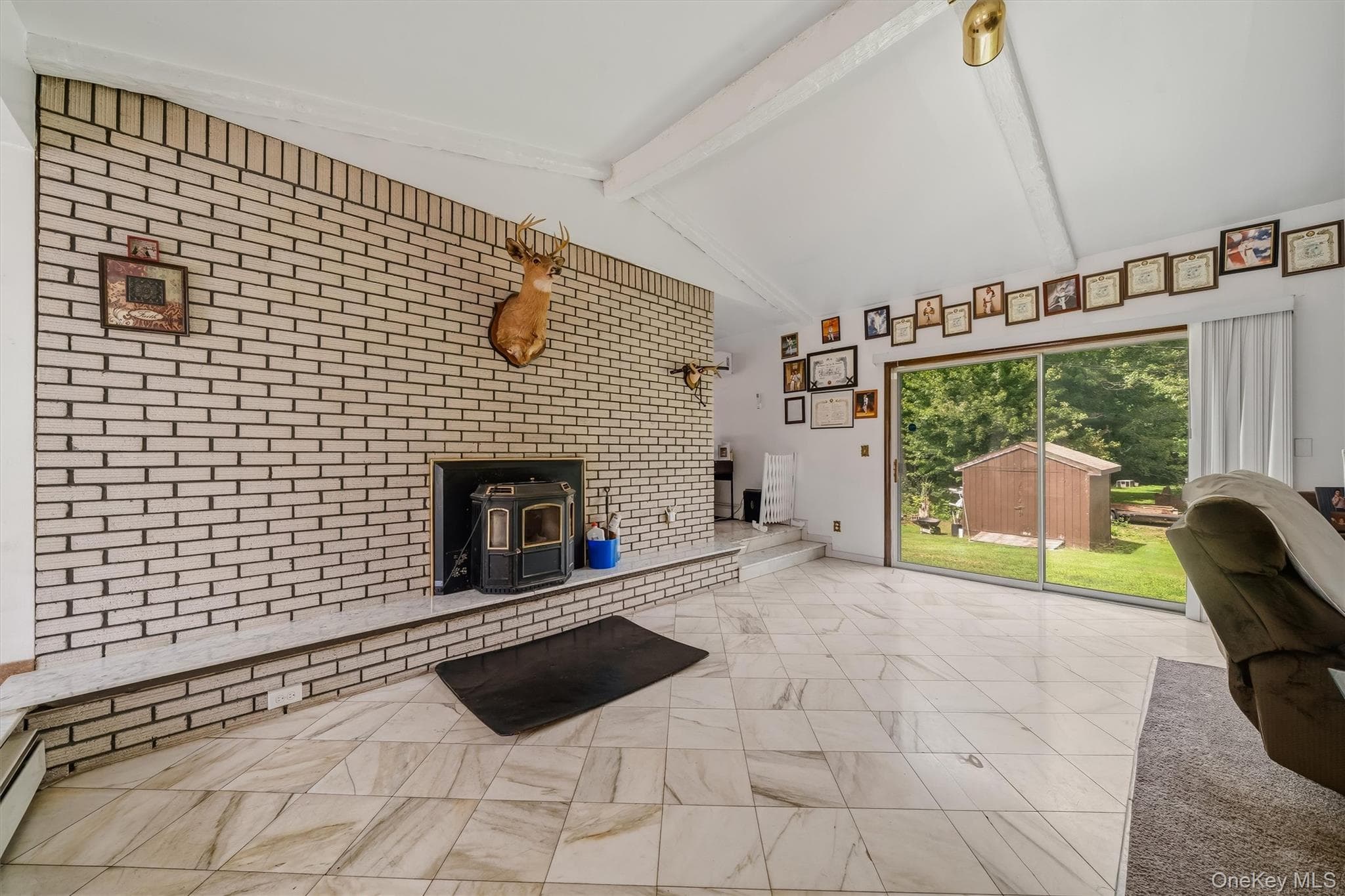 9 Carpenter Road thumbnail 5