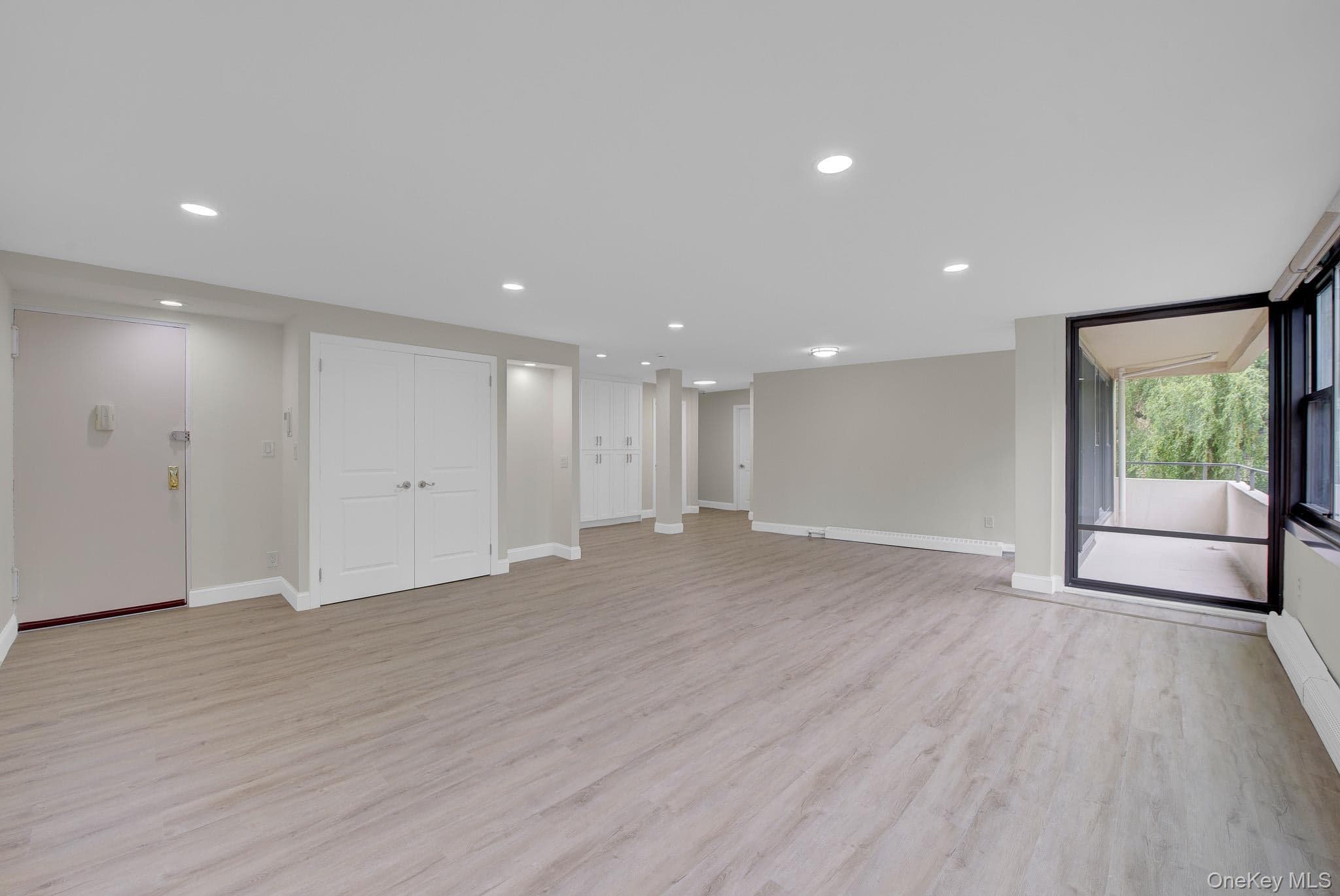 166-10 Powells Cove Boulevard Unit: 2C thumbnail 18