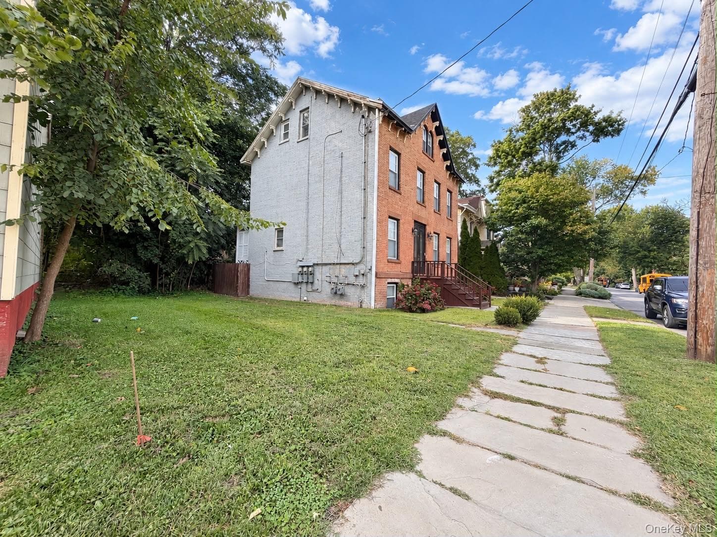 289 Grand Street thumbnail 5