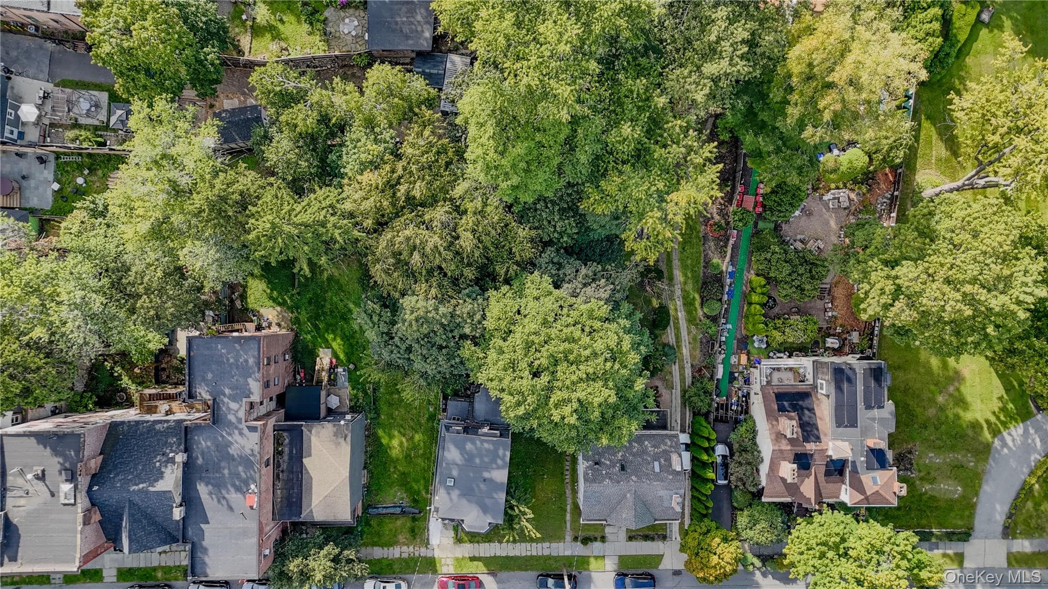 289 Grand Street thumbnail 8