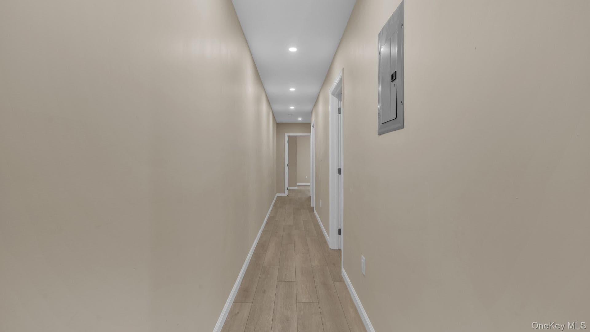 955 E 229th Street thumbnail 21