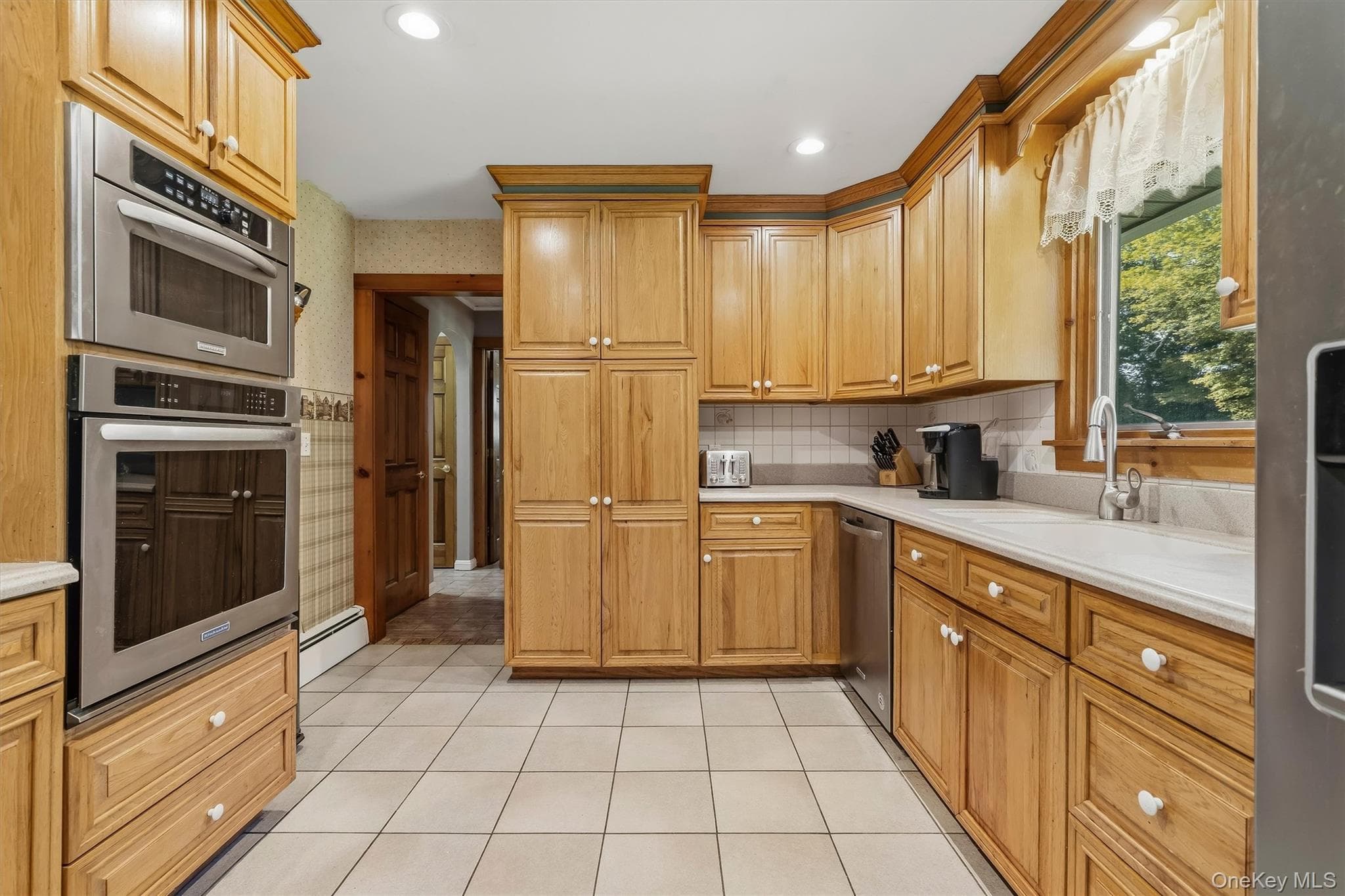 379 Neversink Drive thumbnail 4
