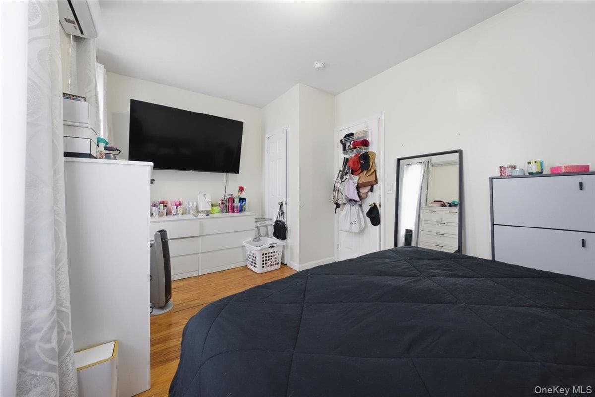 1268 Findlay Avenue thumbnail 21
