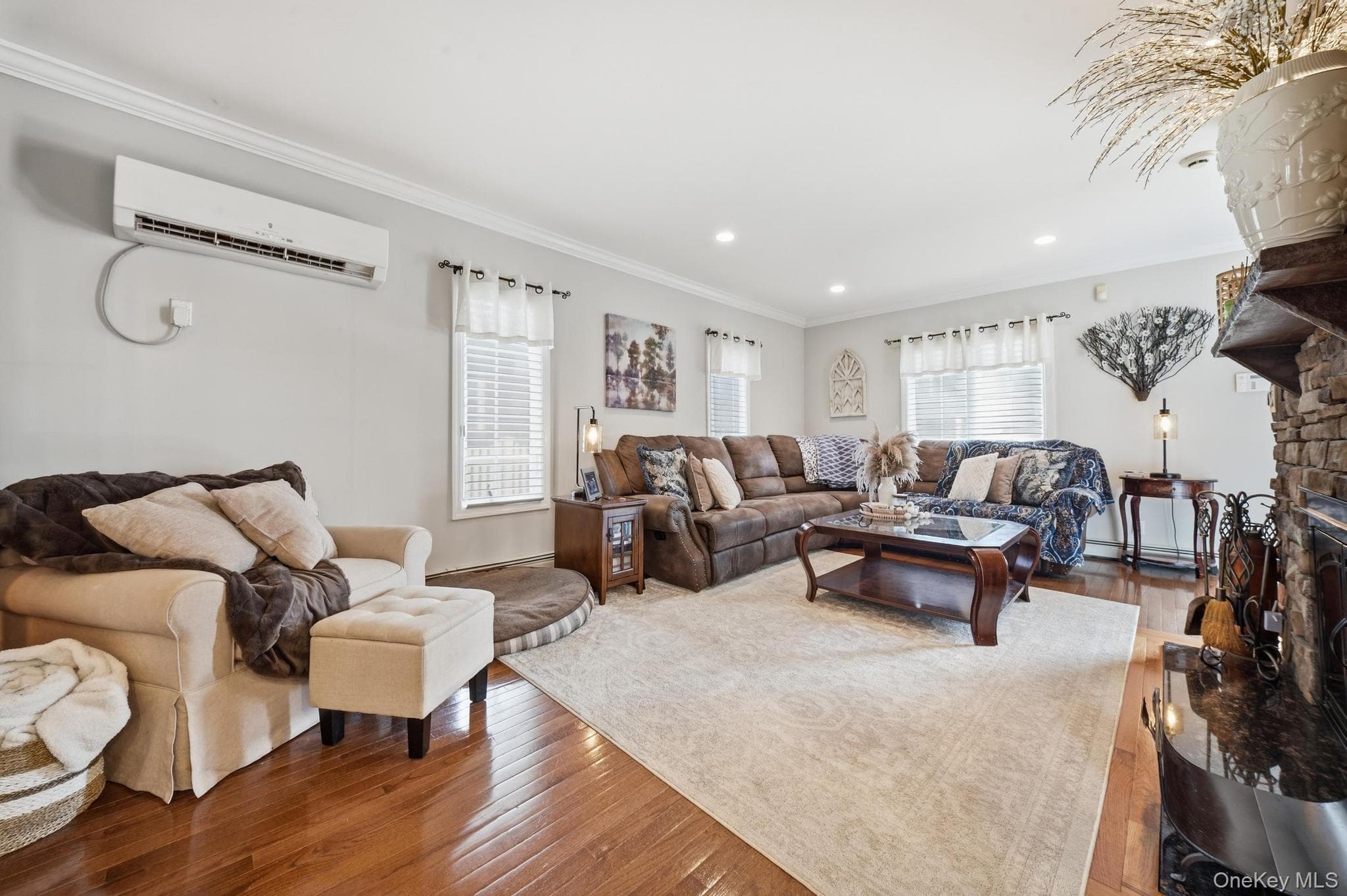 458 Wilson Street thumbnail 6
