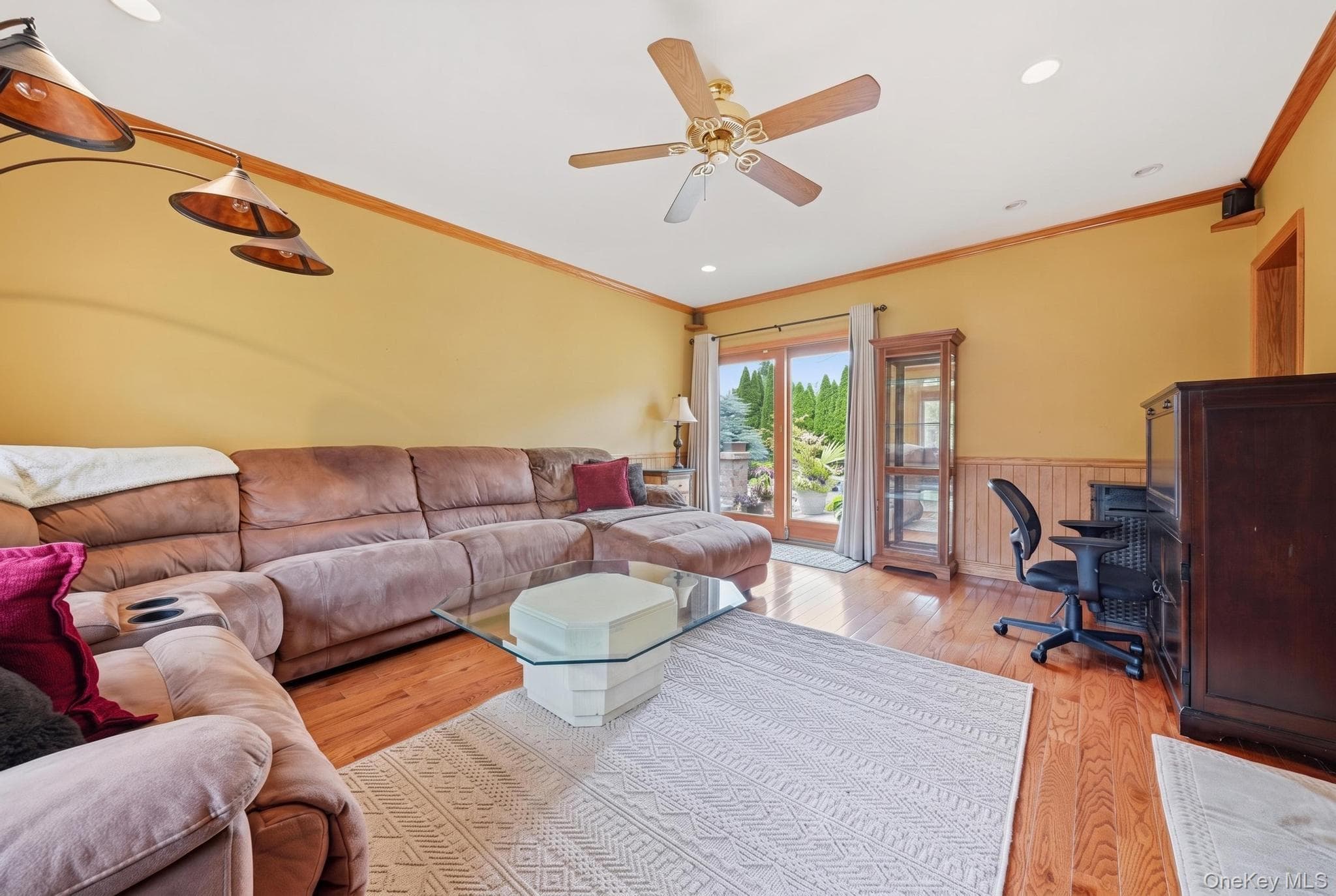 458 Wilson Street thumbnail 18