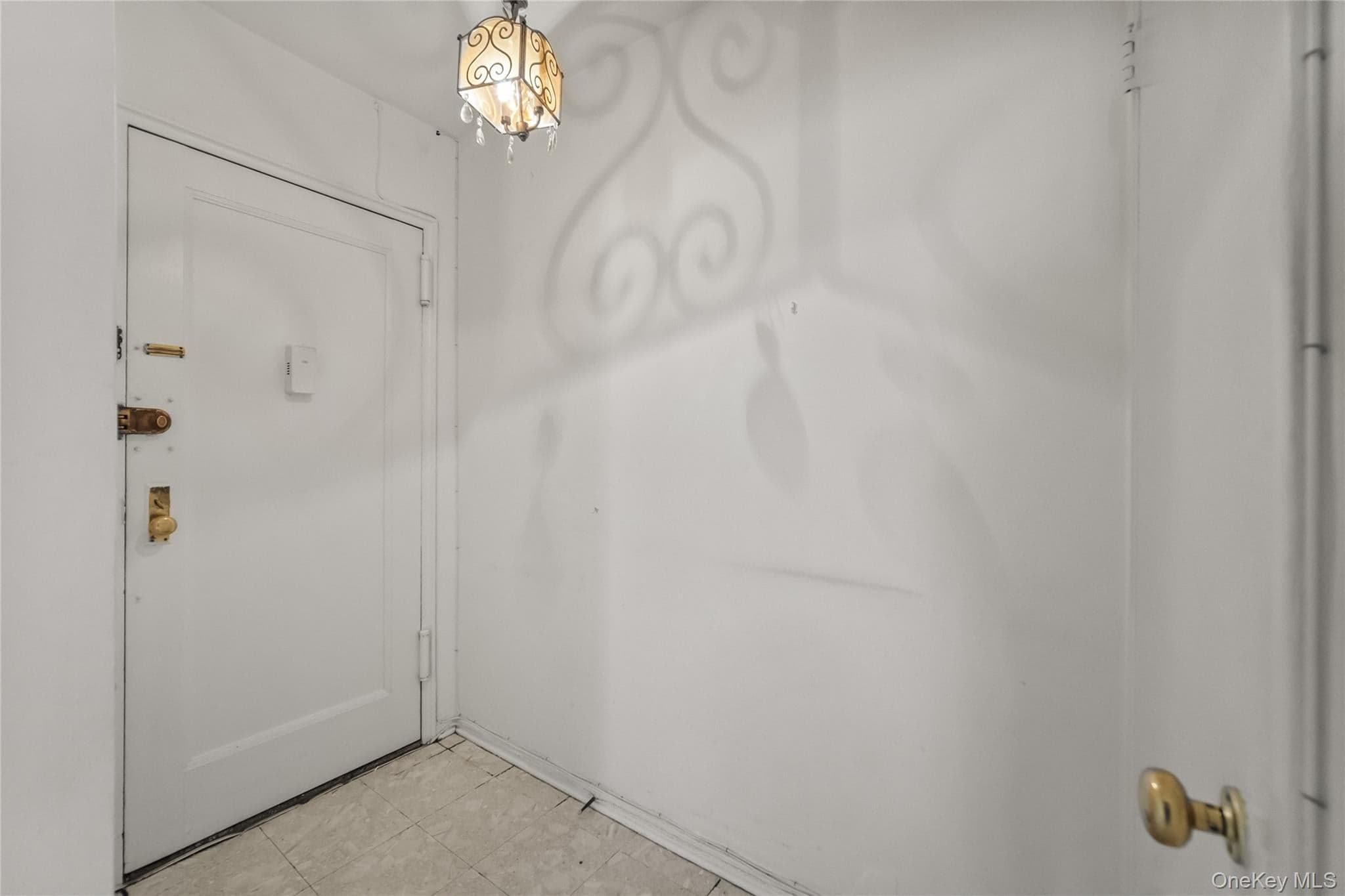 501 Riverdale Ave Unit: 4C thumbnail 5