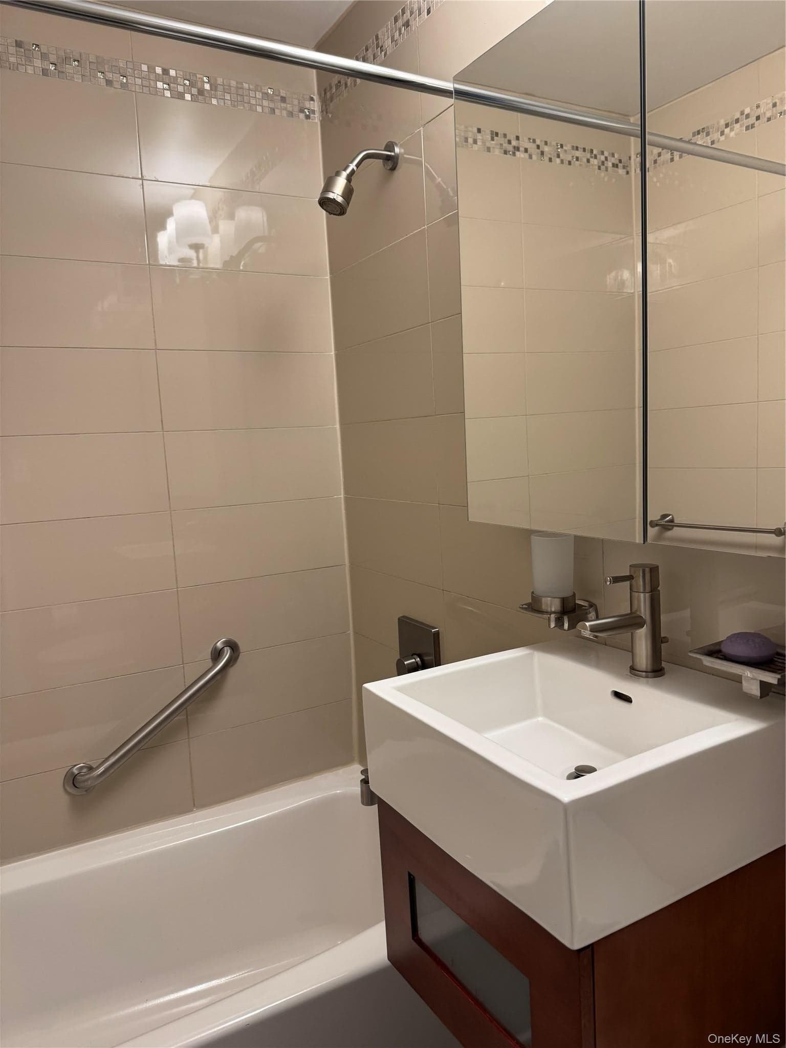 333 Pearl ST Unit: 16-M thumbnail 9