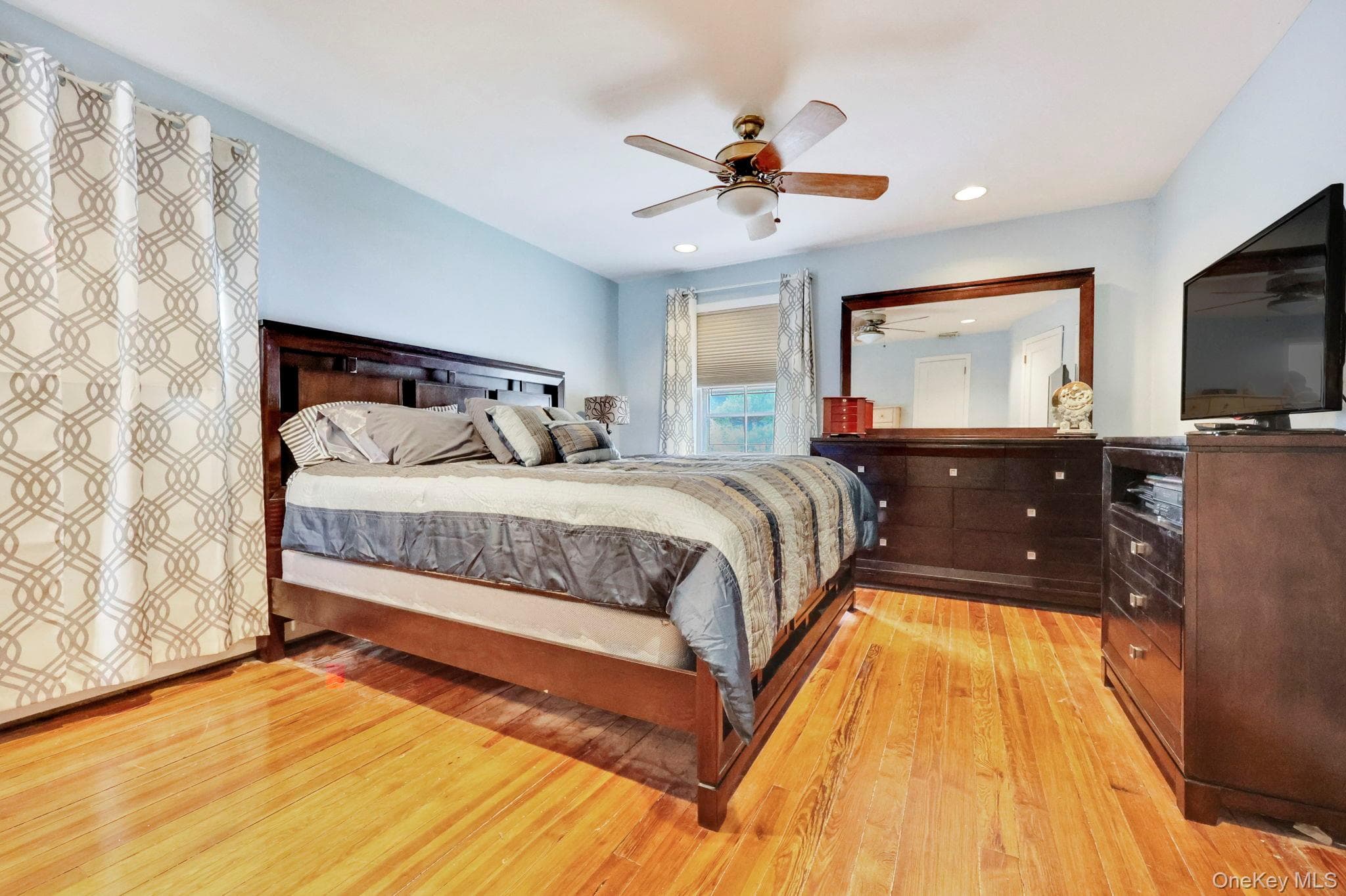 170 Ocean Avenue thumbnail 22