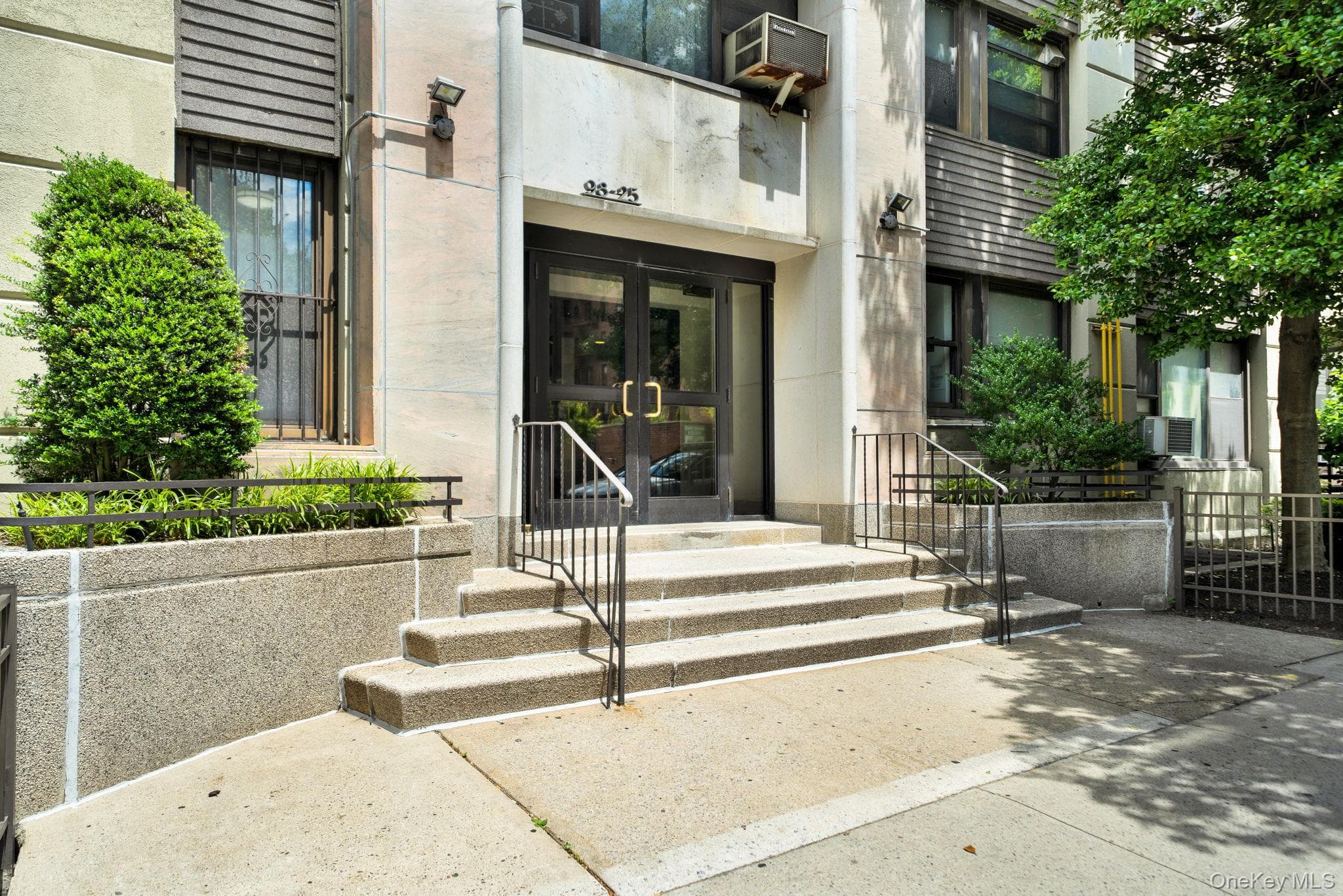 98-25 64th Road Unit: 2B thumbnail 2