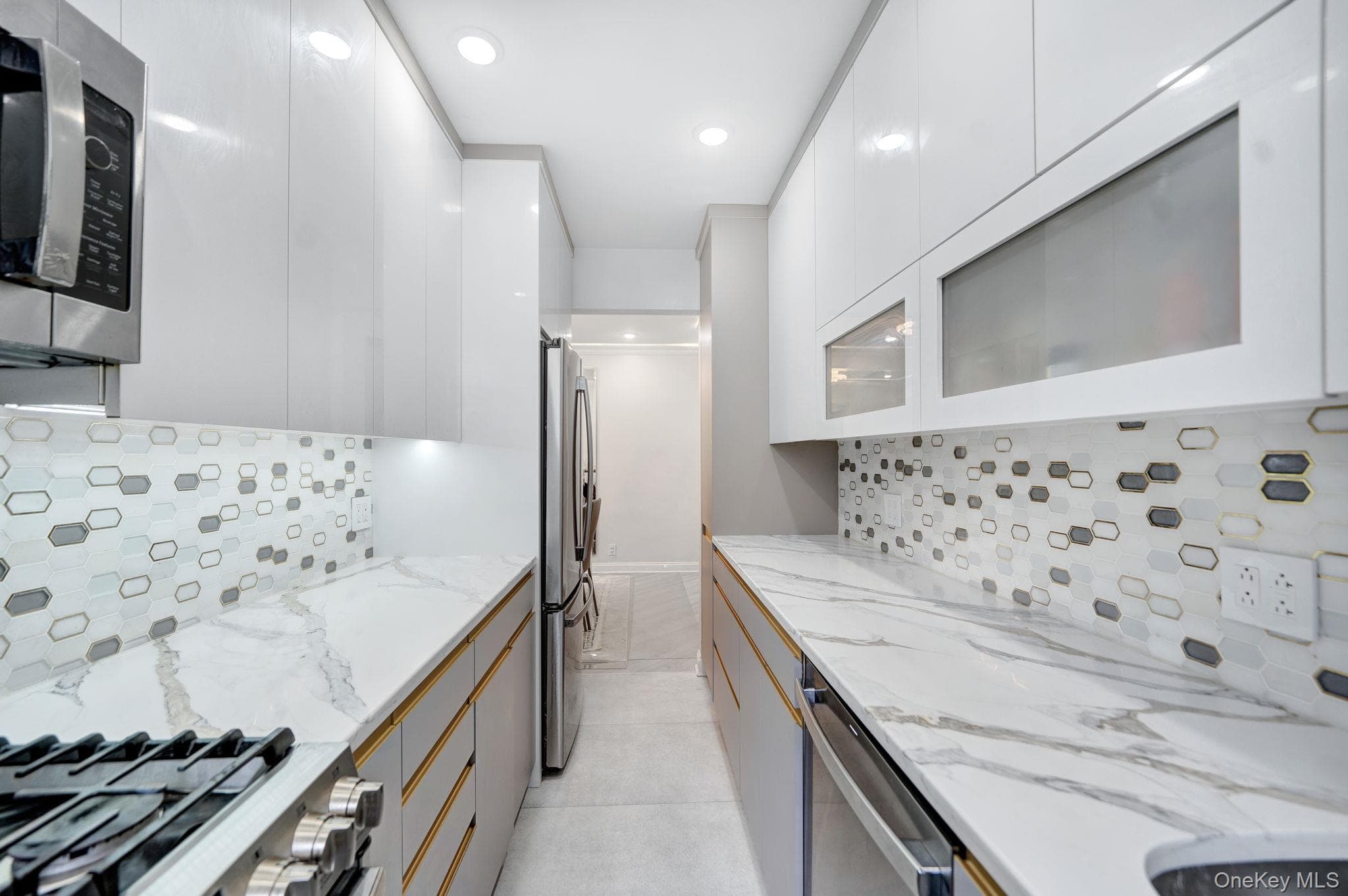 98-25 64th Road Unit: 2B thumbnail 15