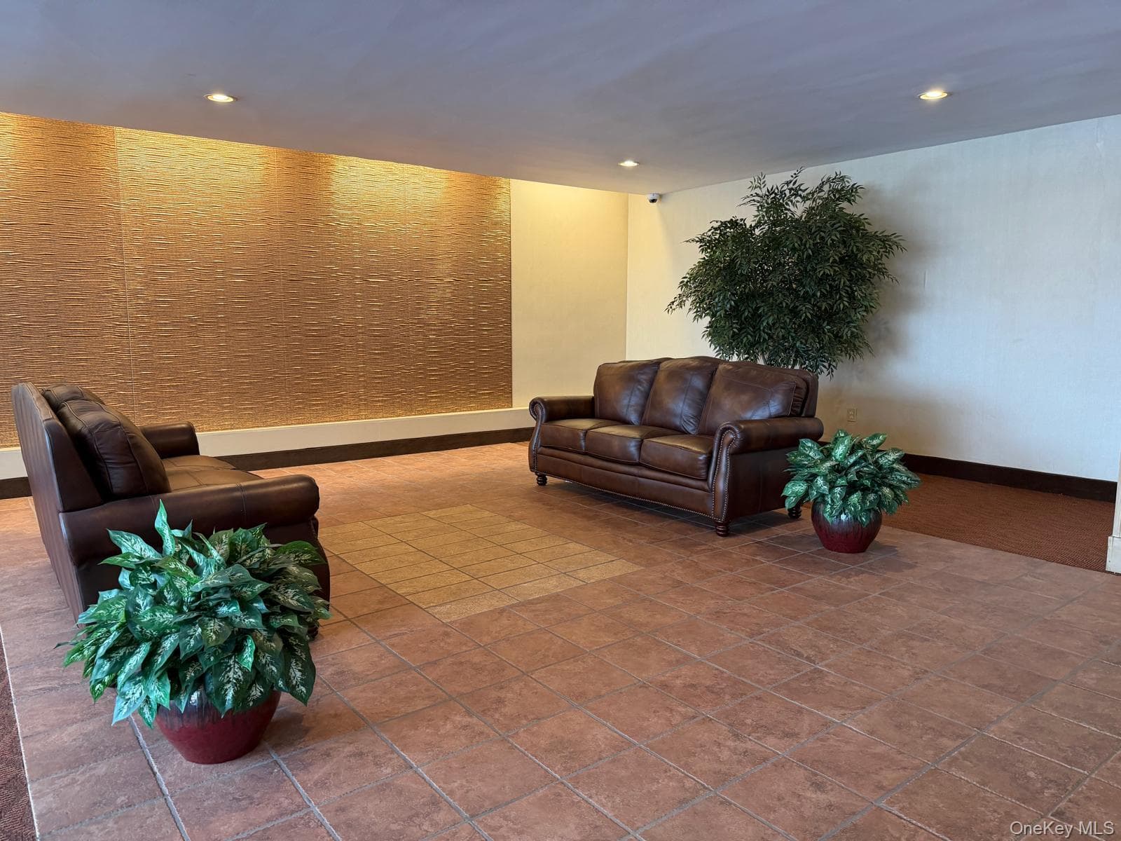 490 Atlantic Avenue Unit: 115 thumbnail 2