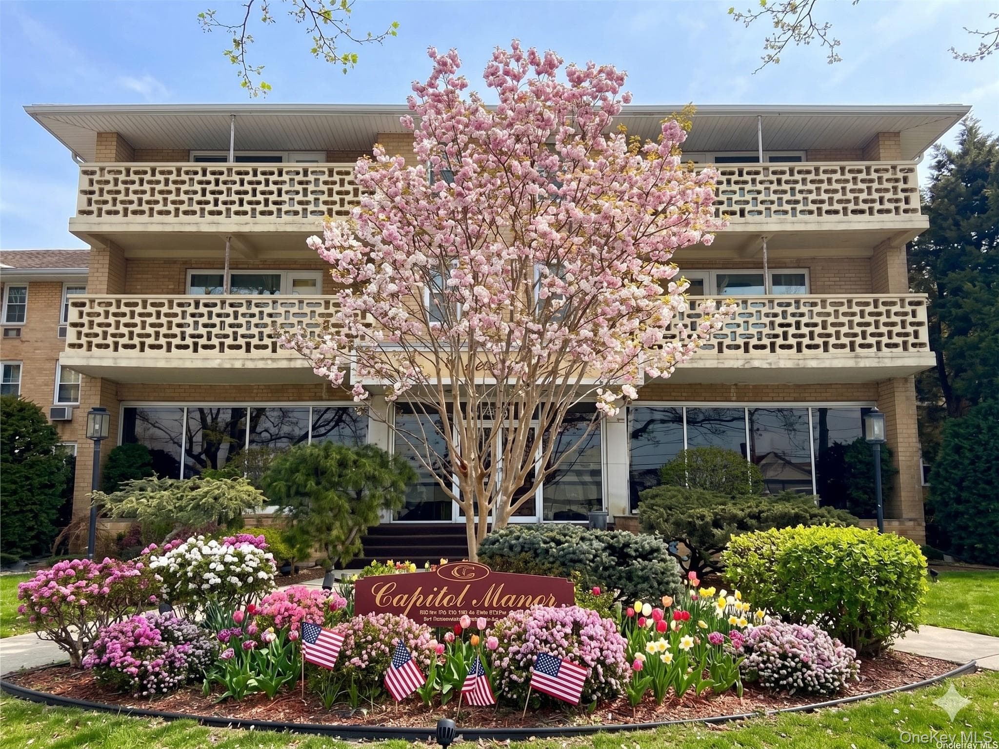 490 Atlantic Avenue Unit: 115, East Rockaway