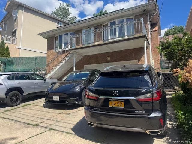 250-56 39th Road, Little Neck