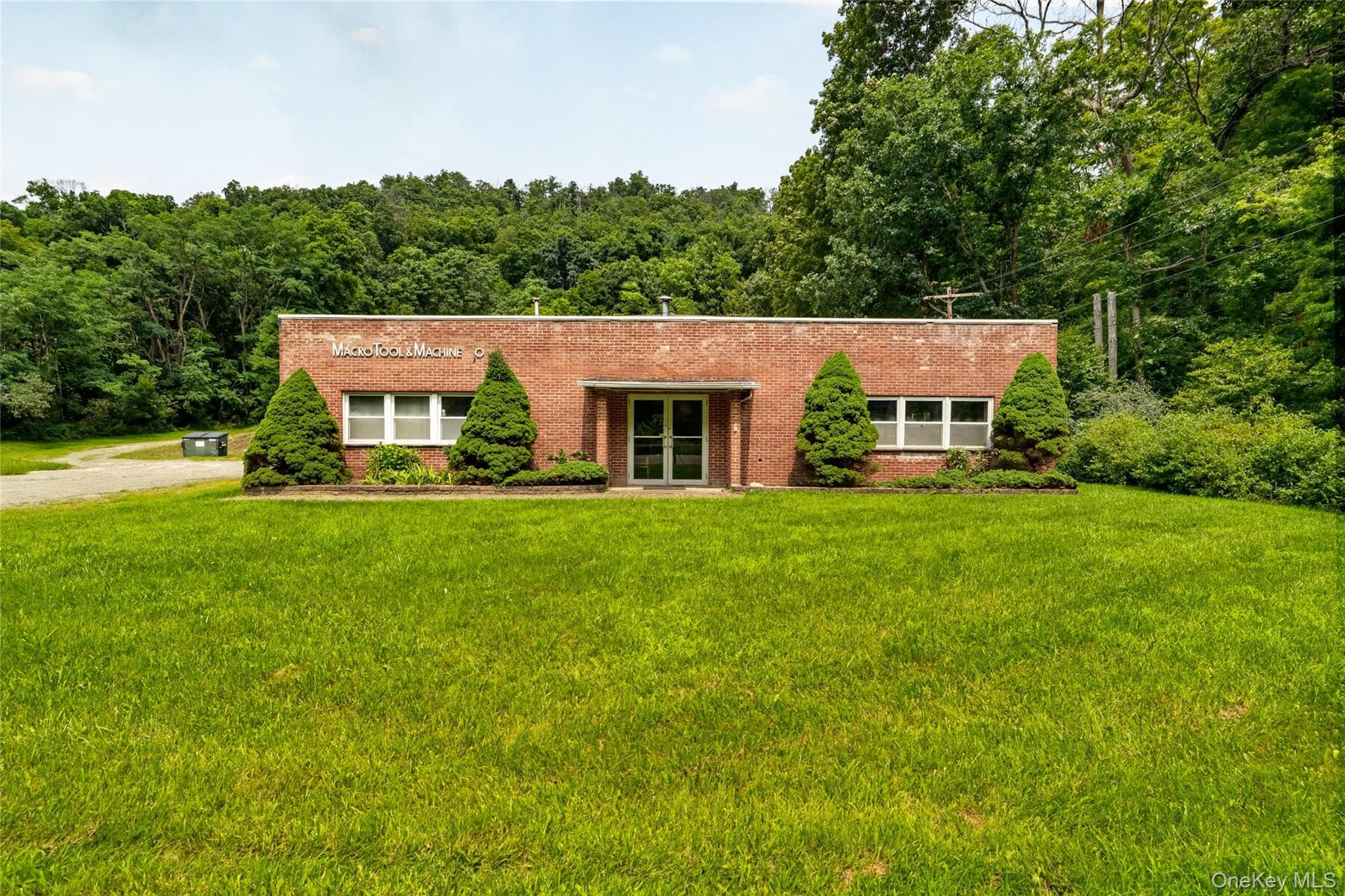 1397 Route 55, Lagrangeville