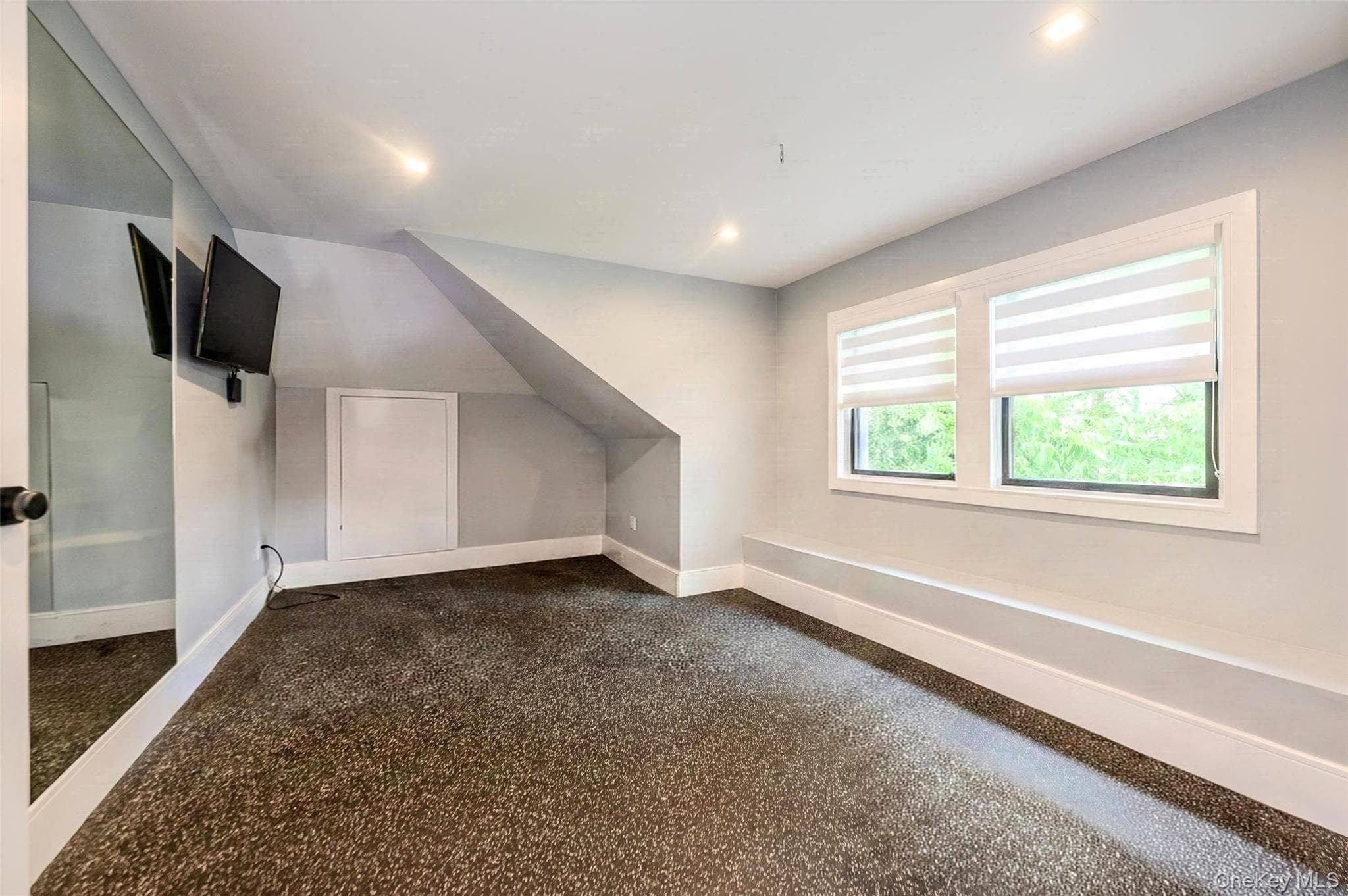 39 Burton Avenue thumbnail 31