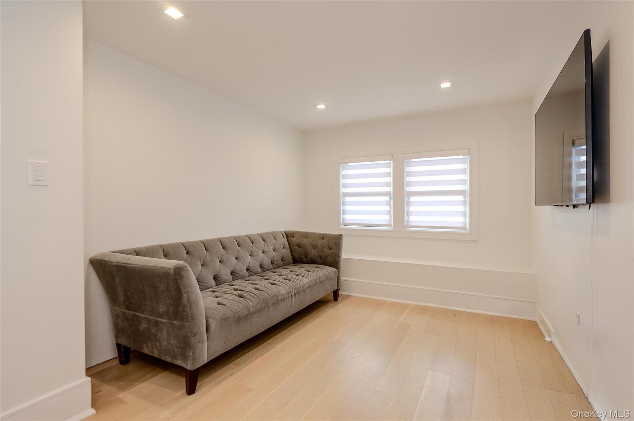 39 Burton Avenue thumbnail 29