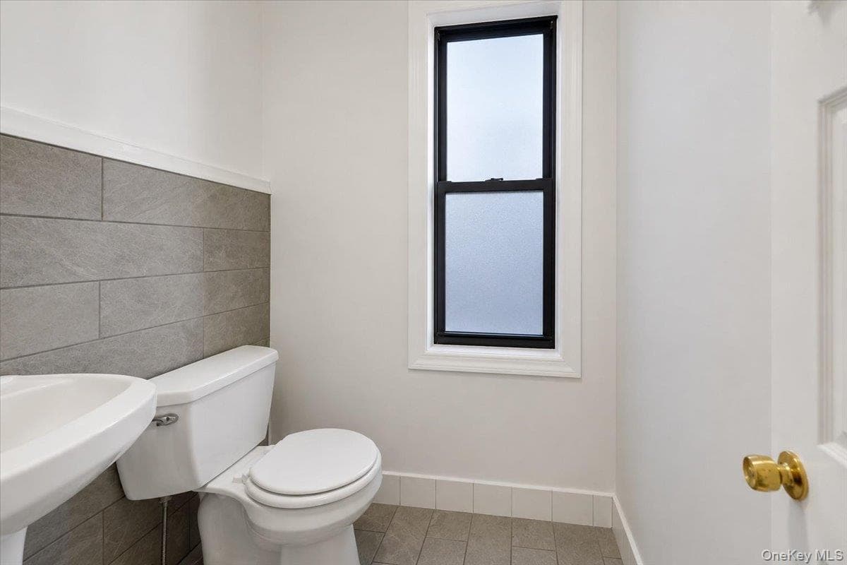 854 Intervale Avenue Unit: 2 thumbnail 5
