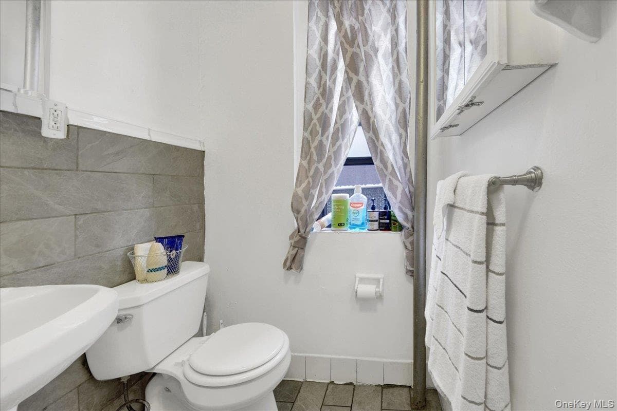 854 Intervale Avenue Unit: 2 thumbnail 4