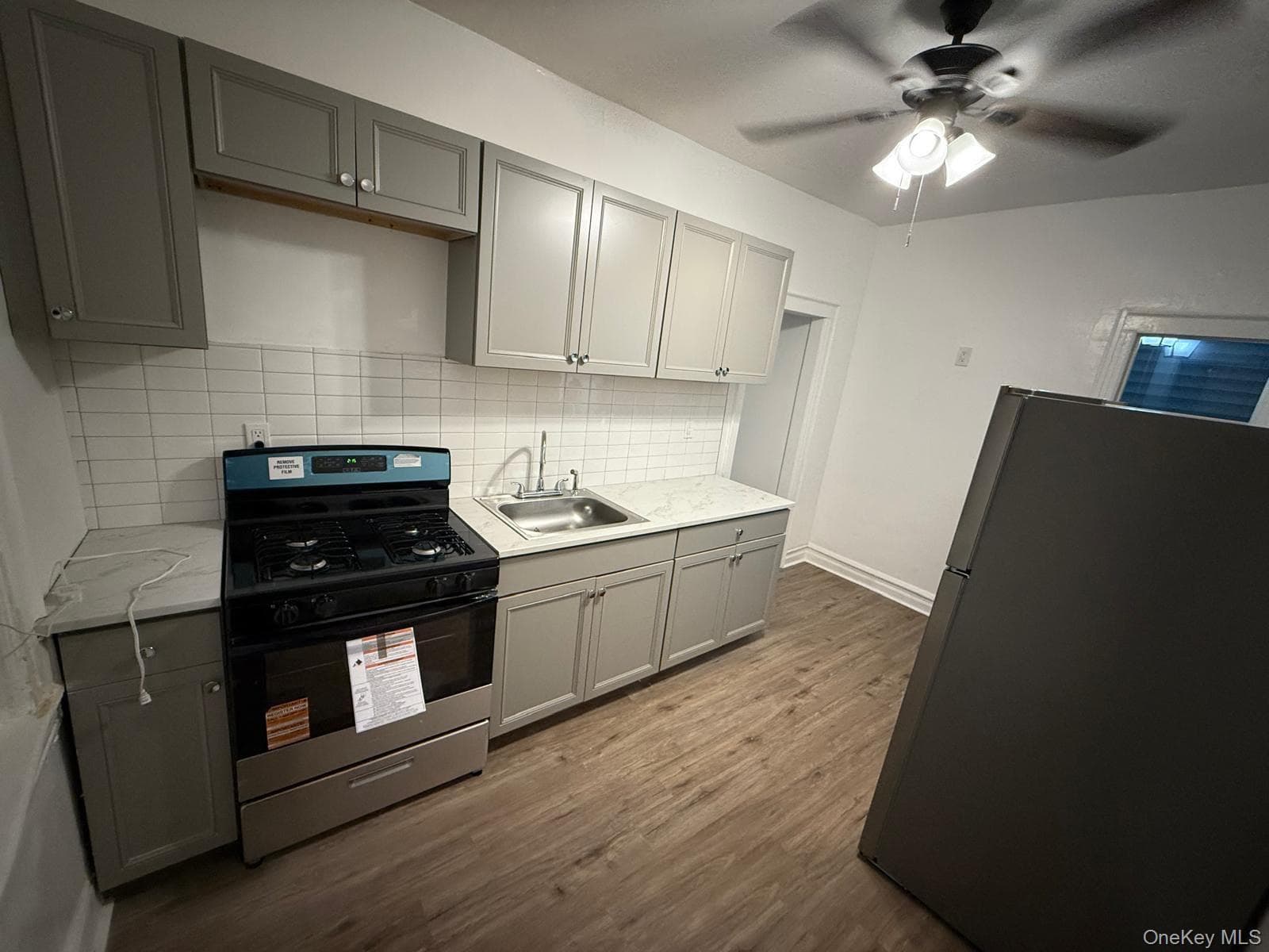4432 Edson Avenue thumbnail 3