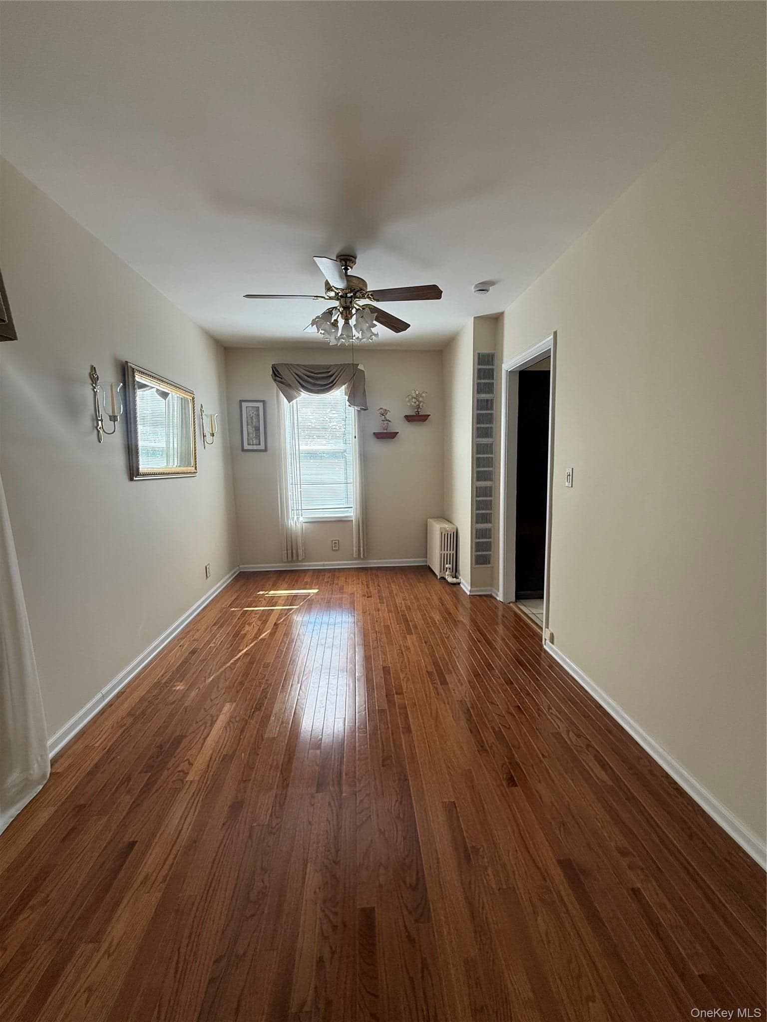 868 Morris Park Avenue thumbnail 4
