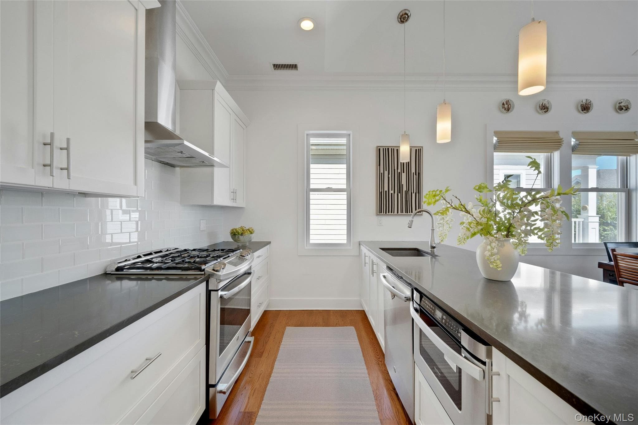 63 Island Point Unit: 63 thumbnail 4