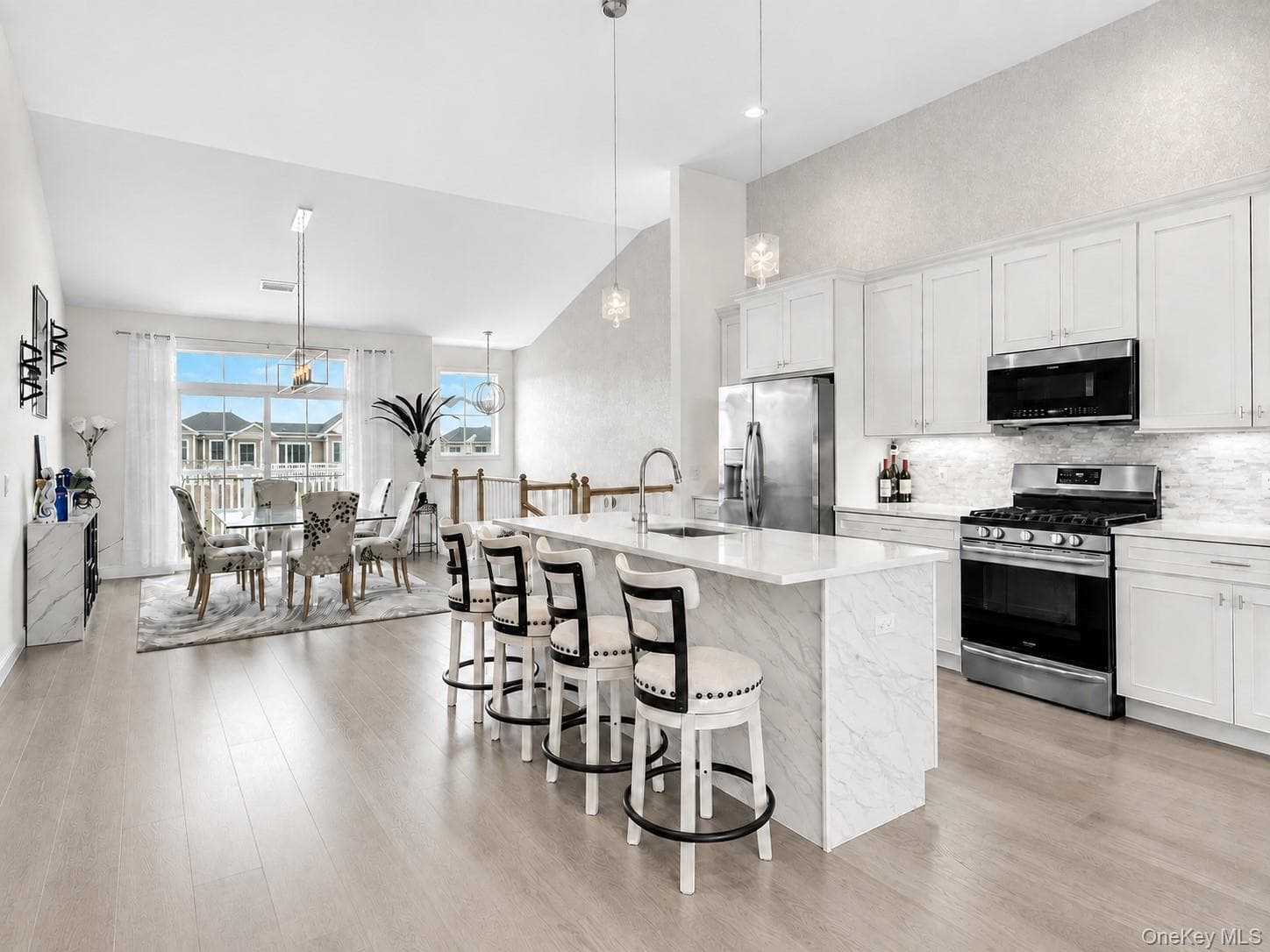 278 Silver Timber Drive thumbnail 12