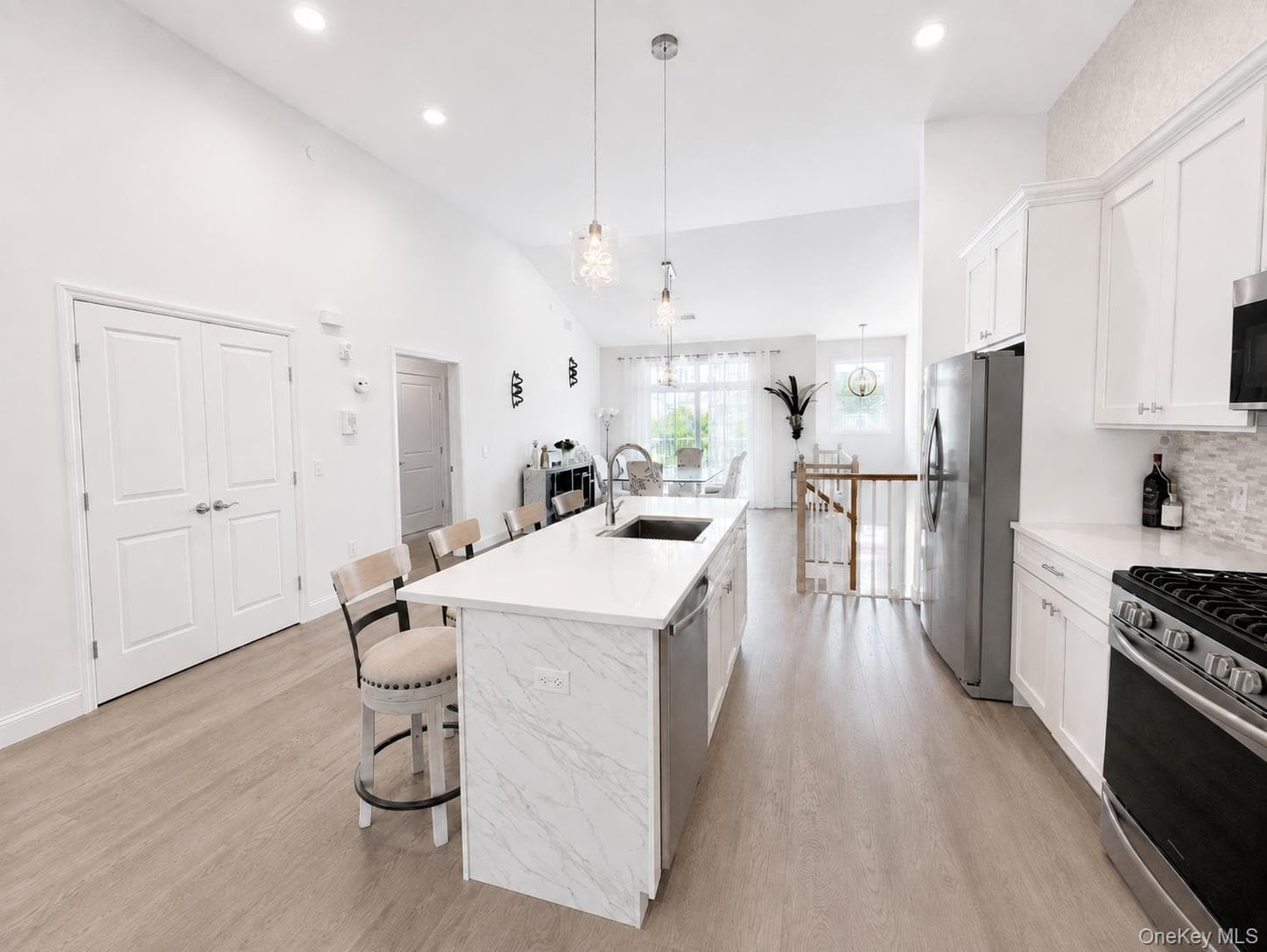 278 Silver Timber Drive thumbnail 11