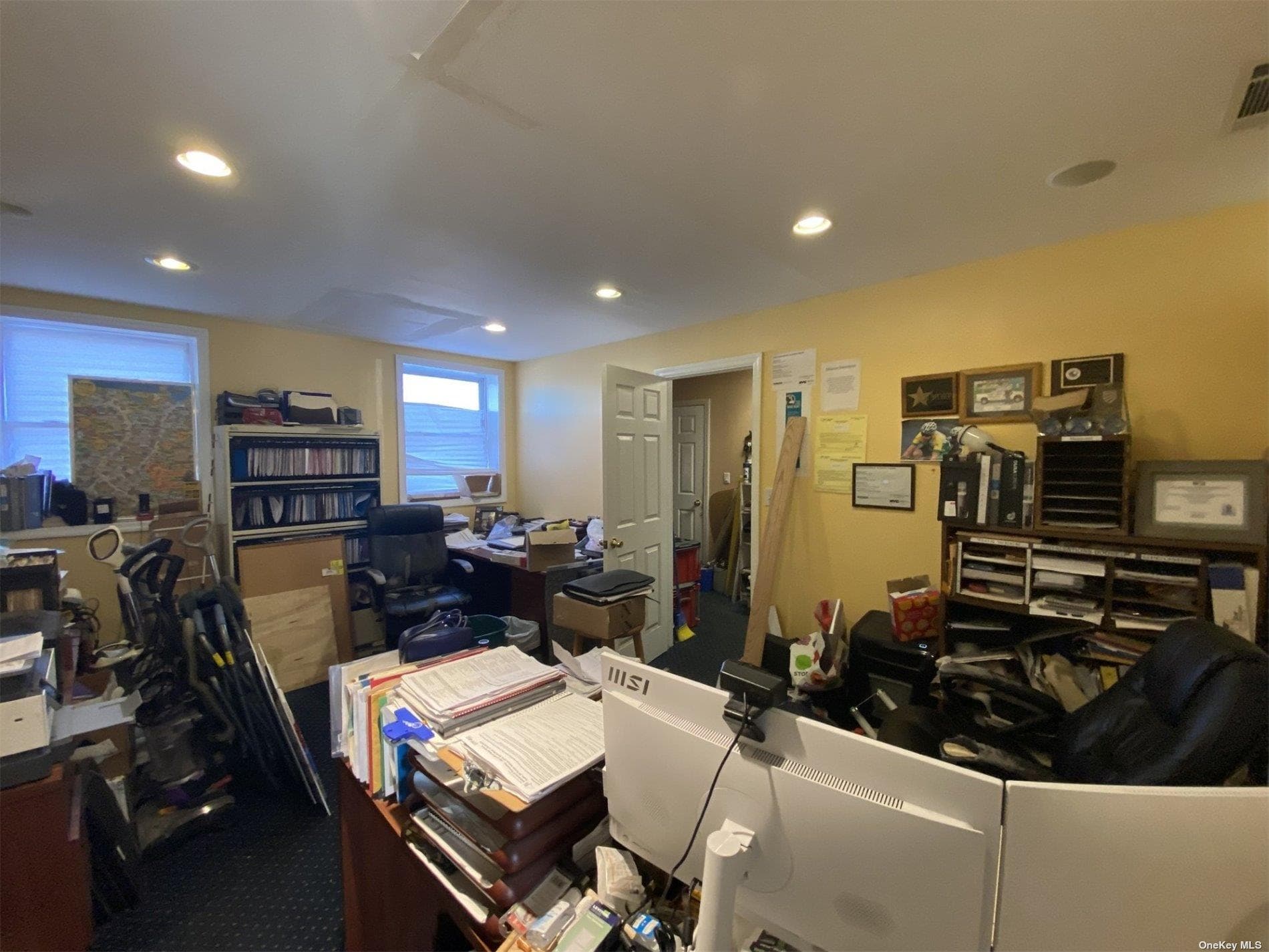 465 Franklin Avenue thumbnail 10