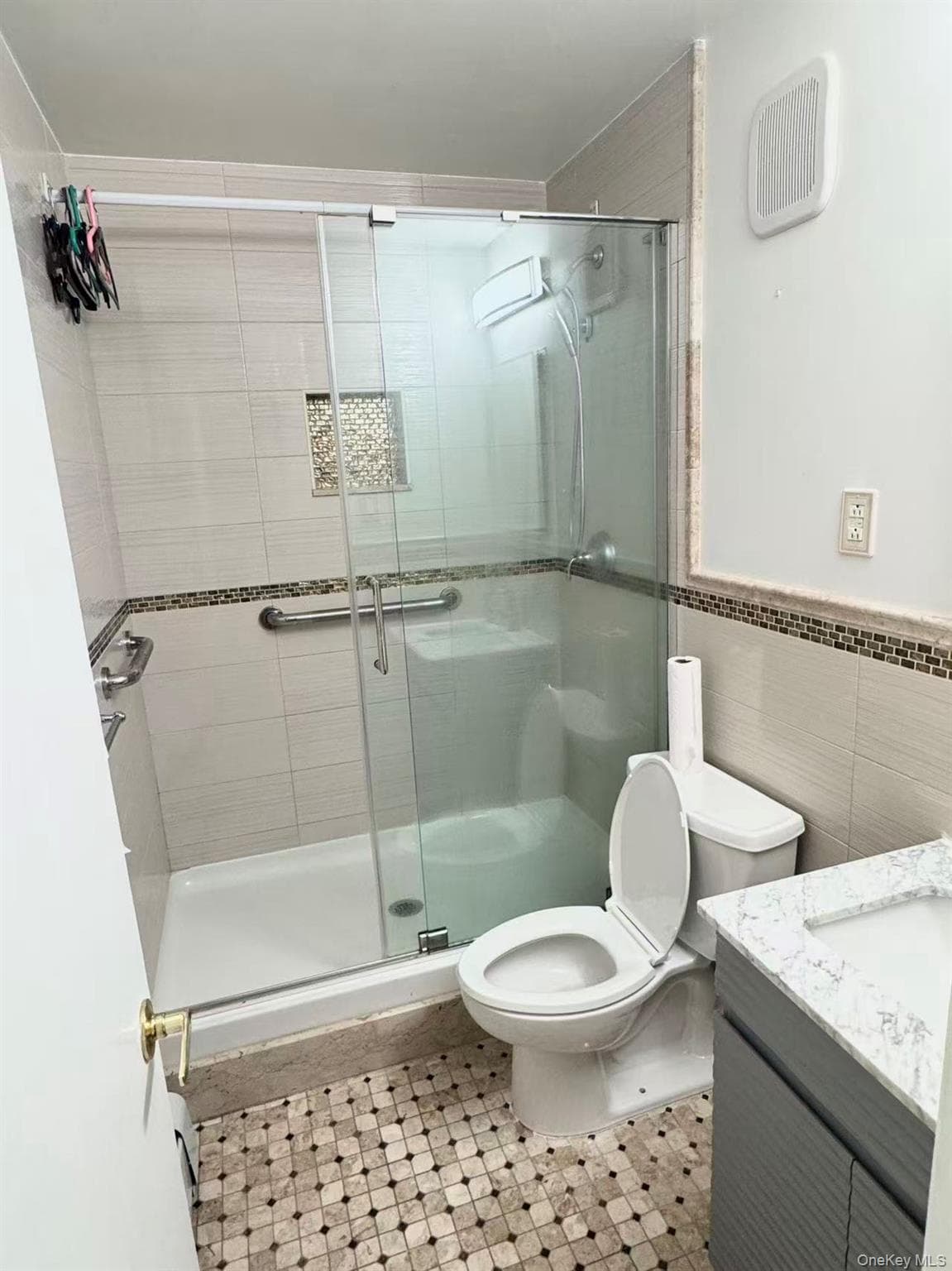 2524 120th Street Unit: 2 thumbnail 8