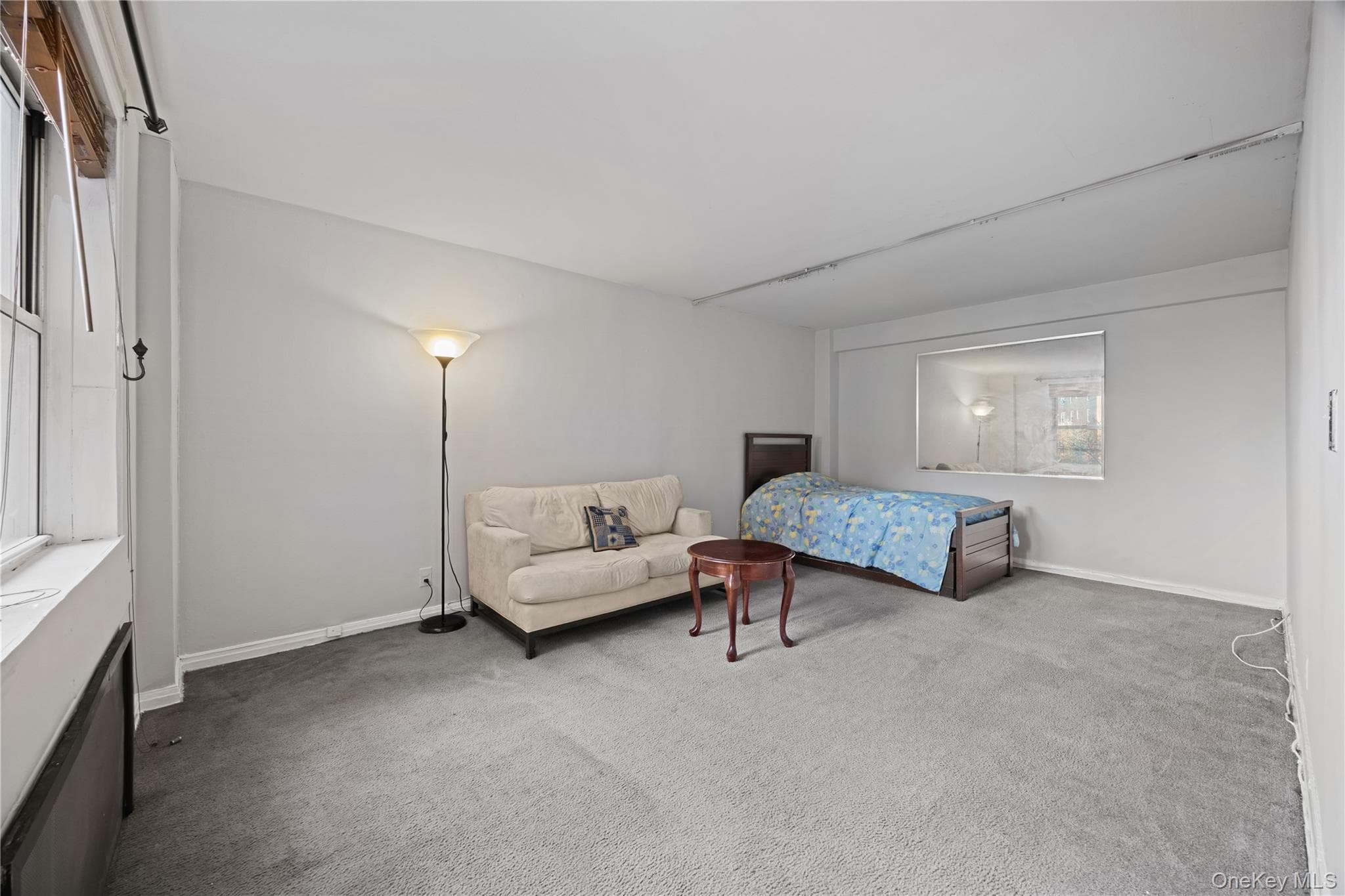 480 Riverdale Ave Unit: 2U thumbnail 6