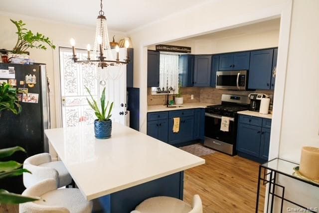 6511 175th Street, Fresh Meadows