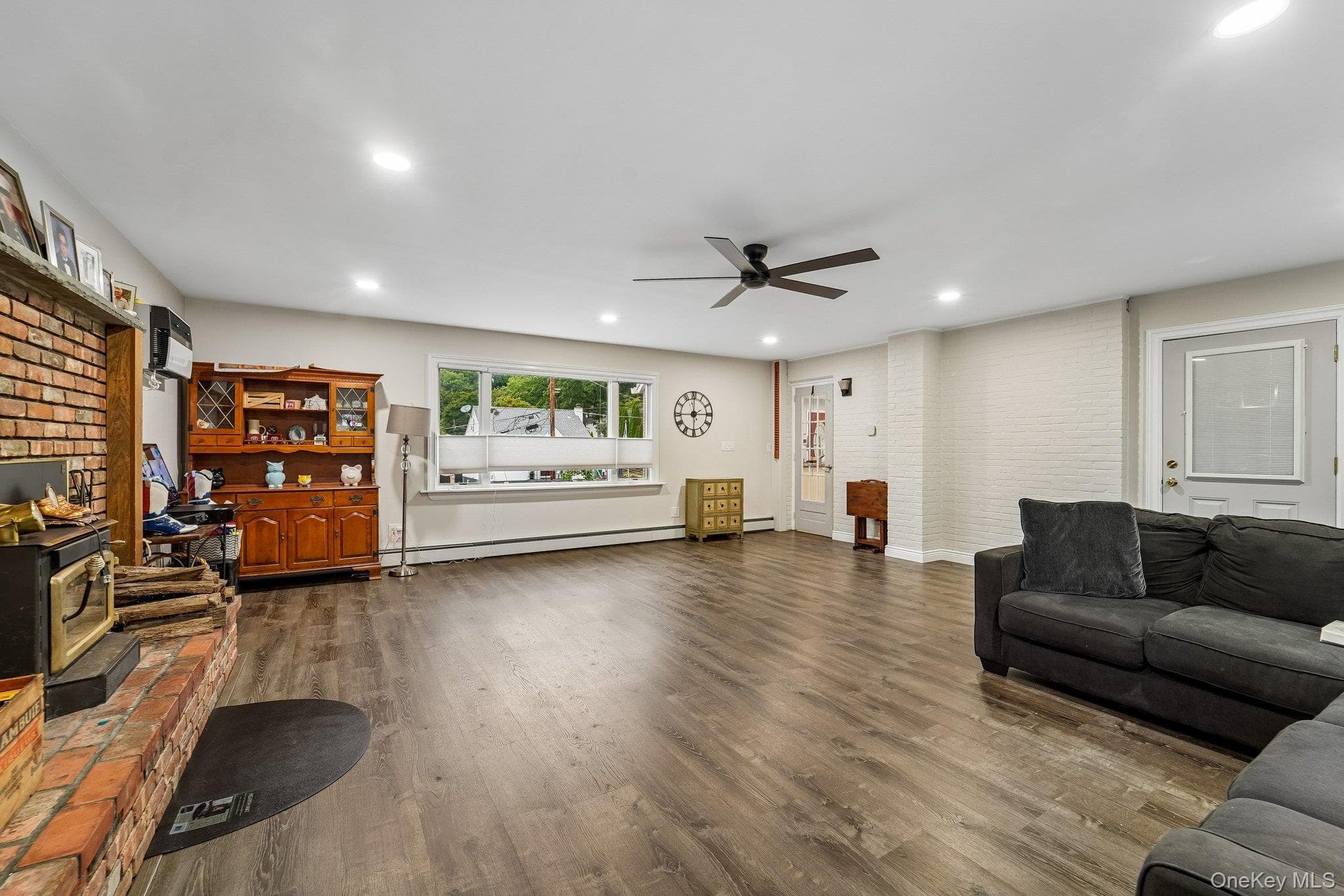 11 Fairview Place thumbnail 7