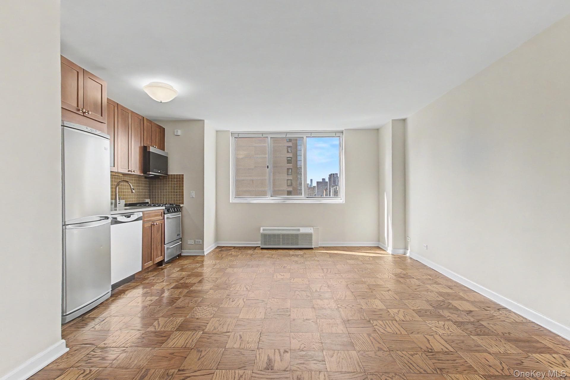 345 E 93rd Street Unit: 20E thumbnail 8