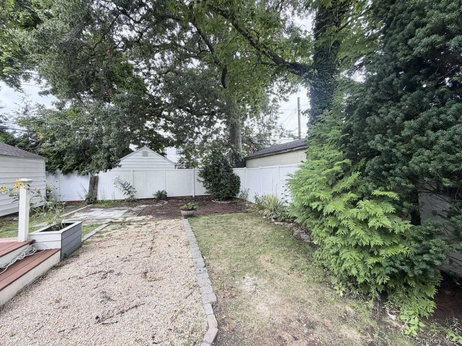 20 Iris Avenue thumbnail 17
